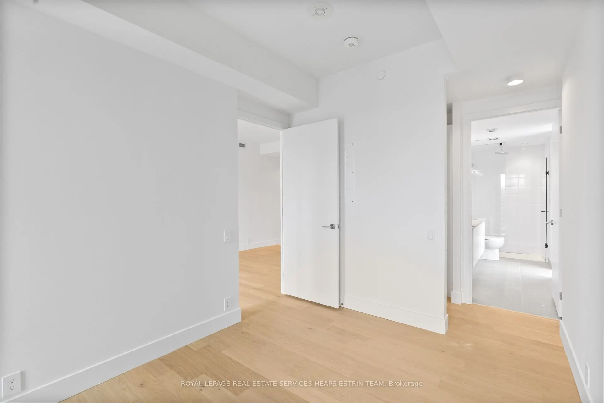 1414 Bayview Avenue, #409