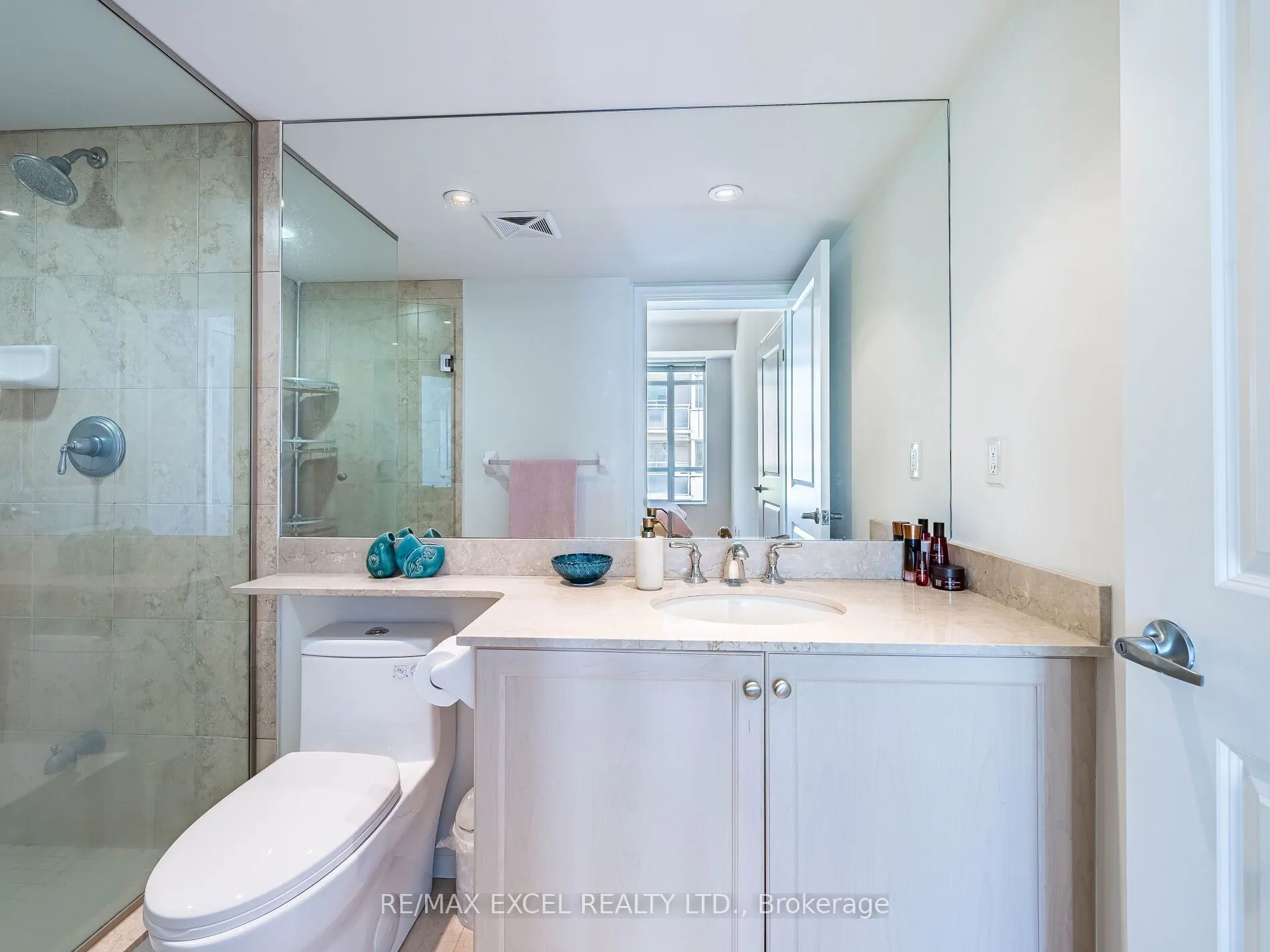 900 Mount Pleasant Road, #426