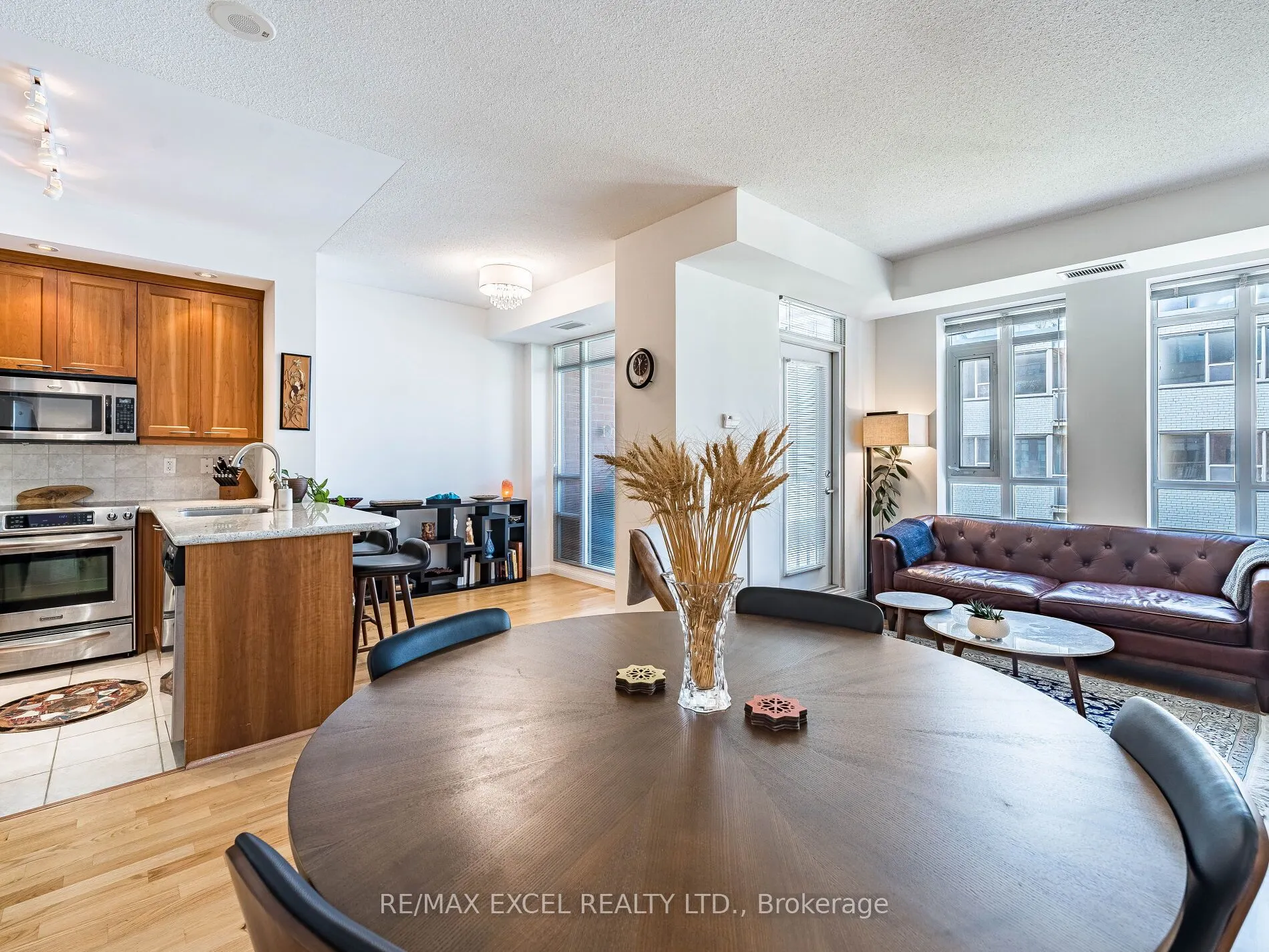 900 Mount Pleasant Road, #426
