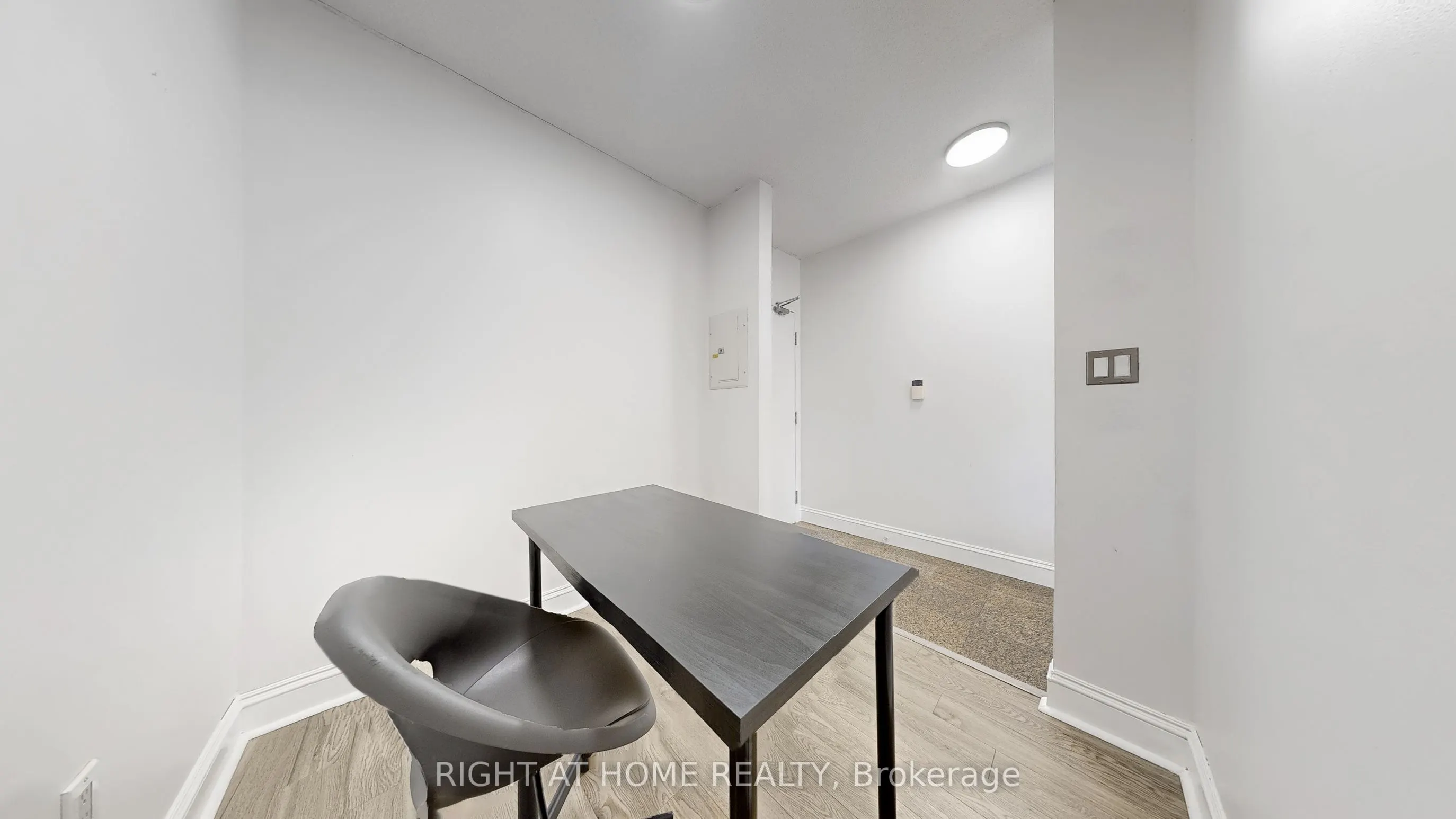 10 Navy Wharf Court, #3606
