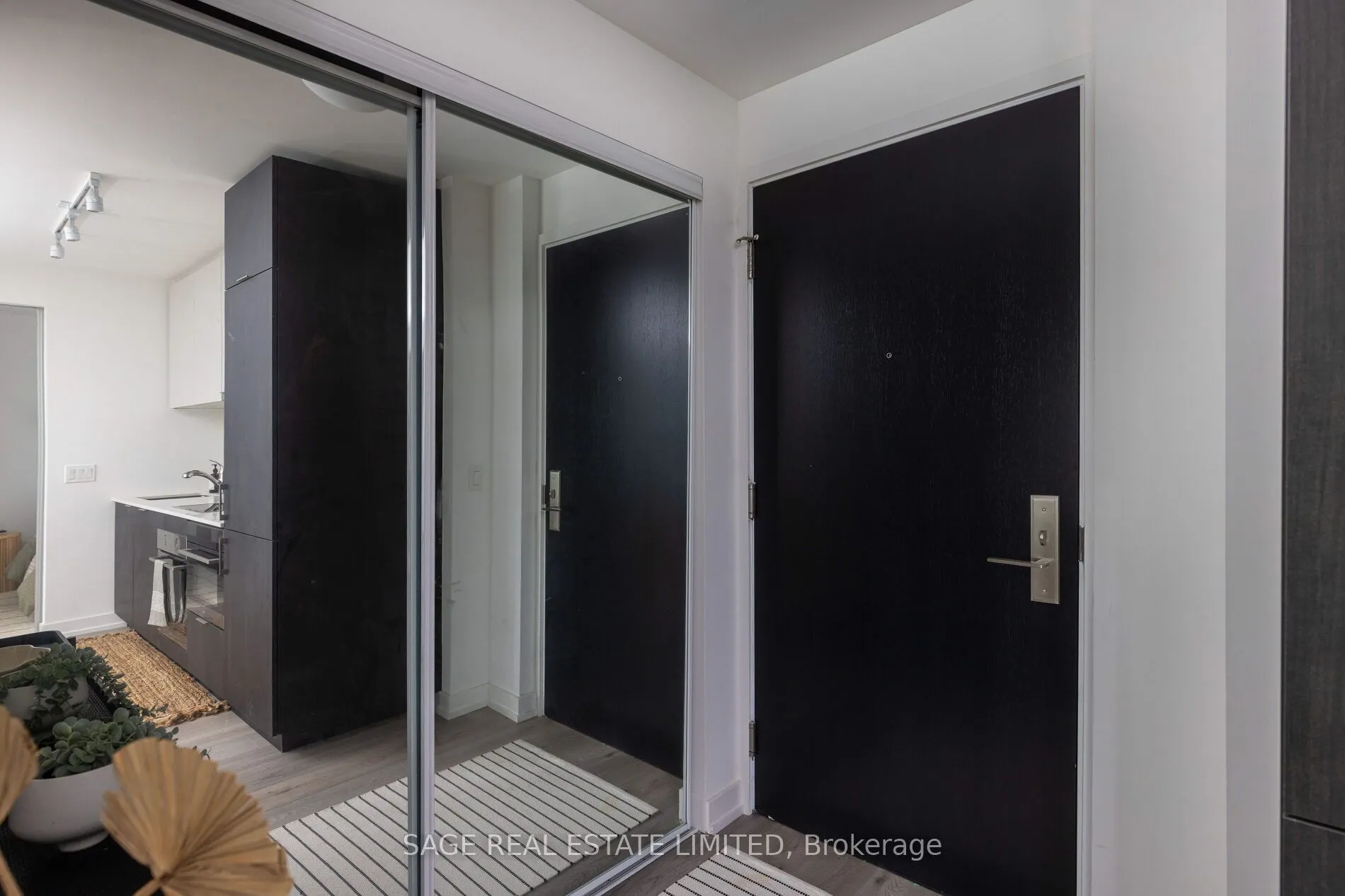 158 Front Street E, #2210