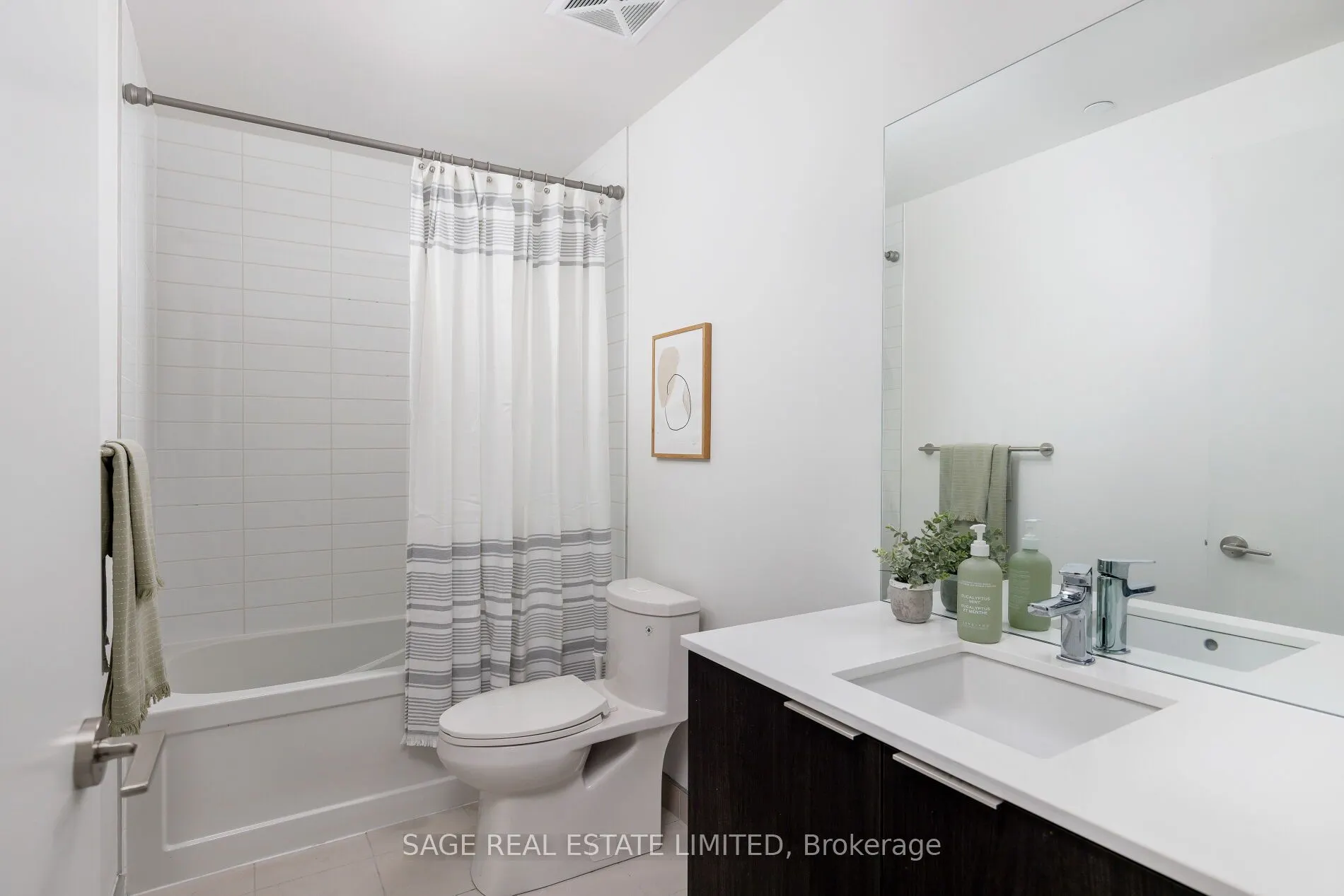 158 Front Street E, #2210