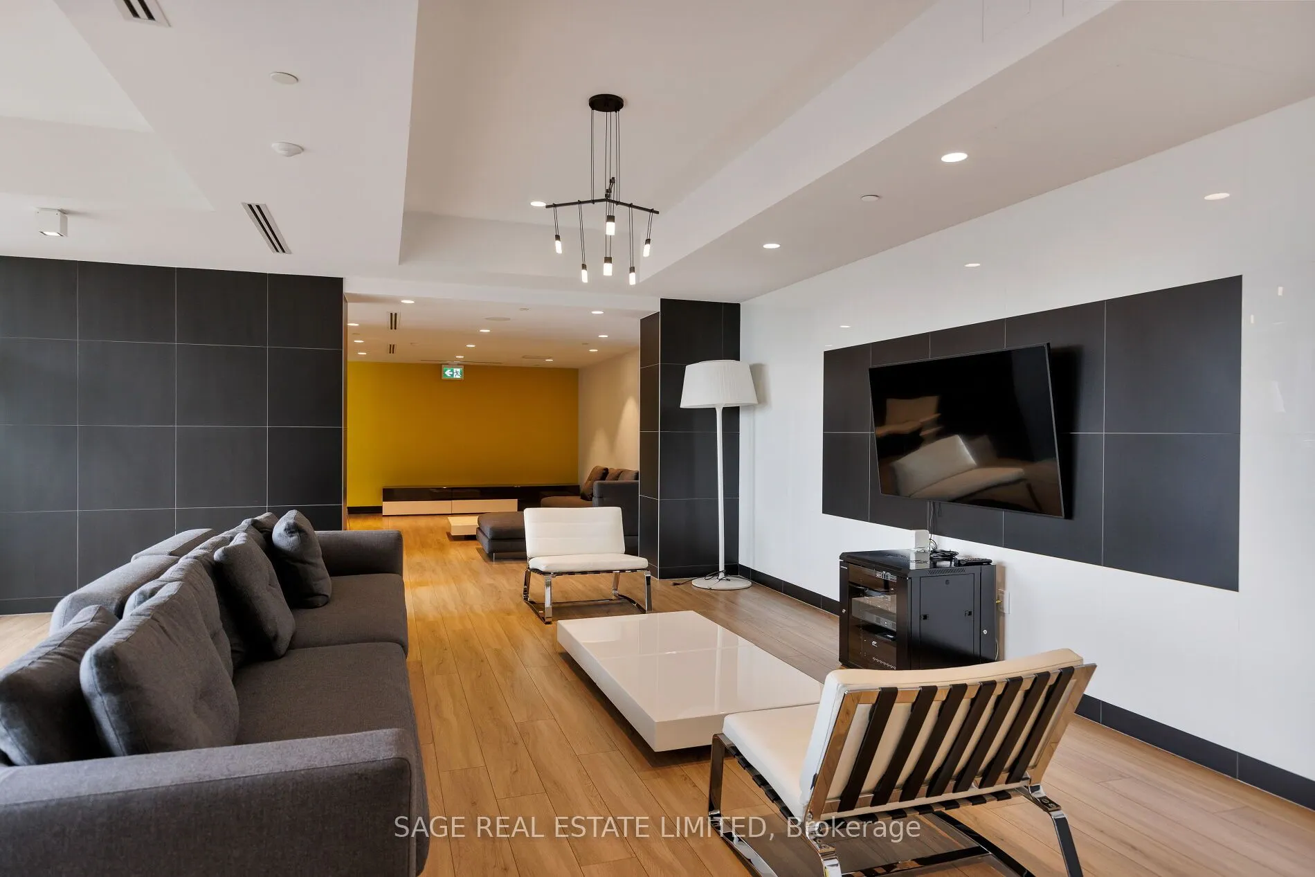 158 Front Street E, #2210