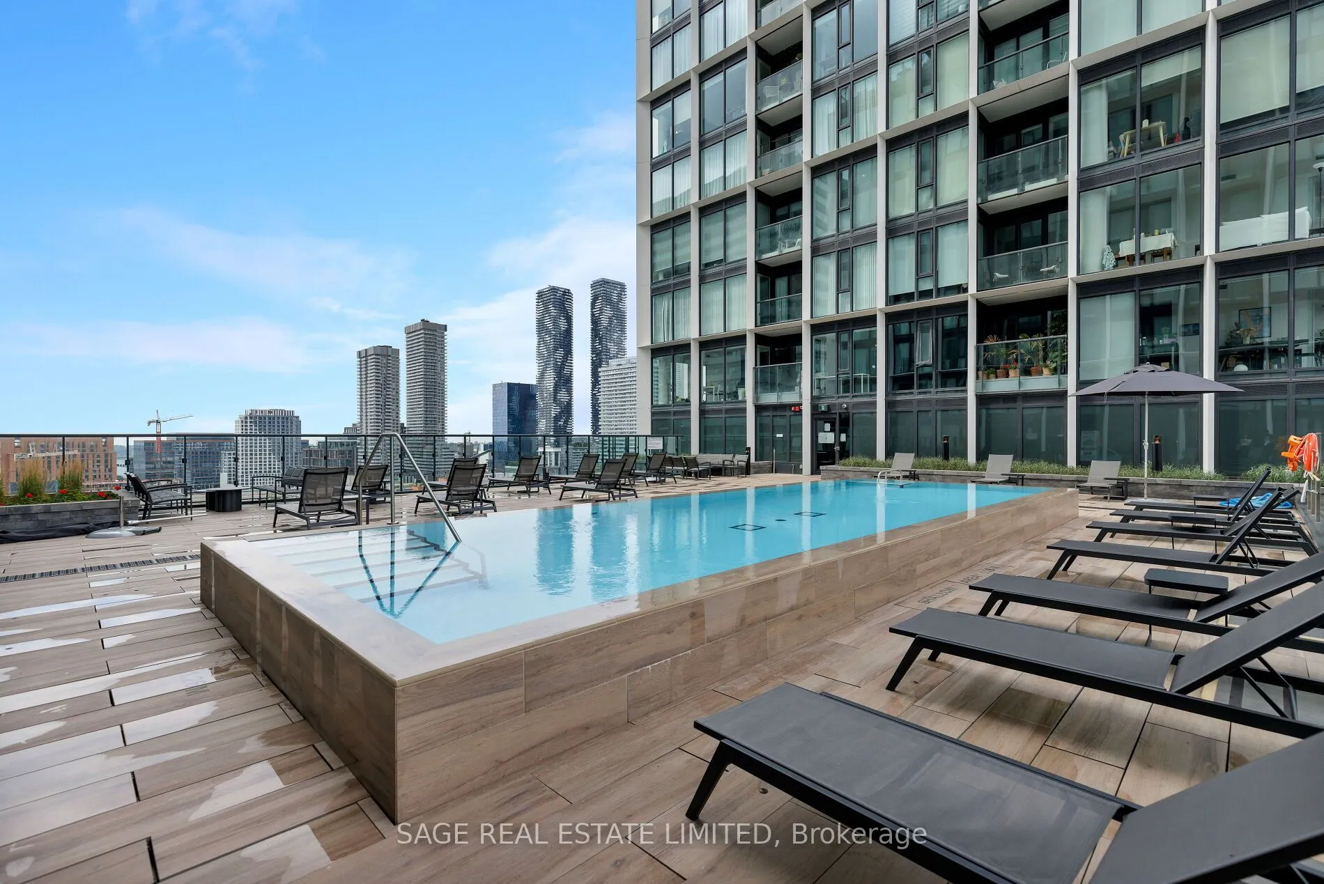 158 Front Street E, #2210