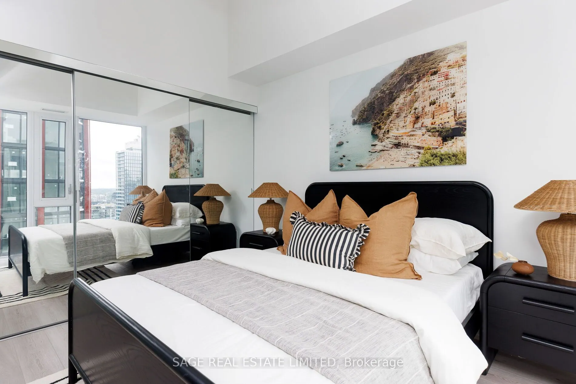158 Front Street E, #2210