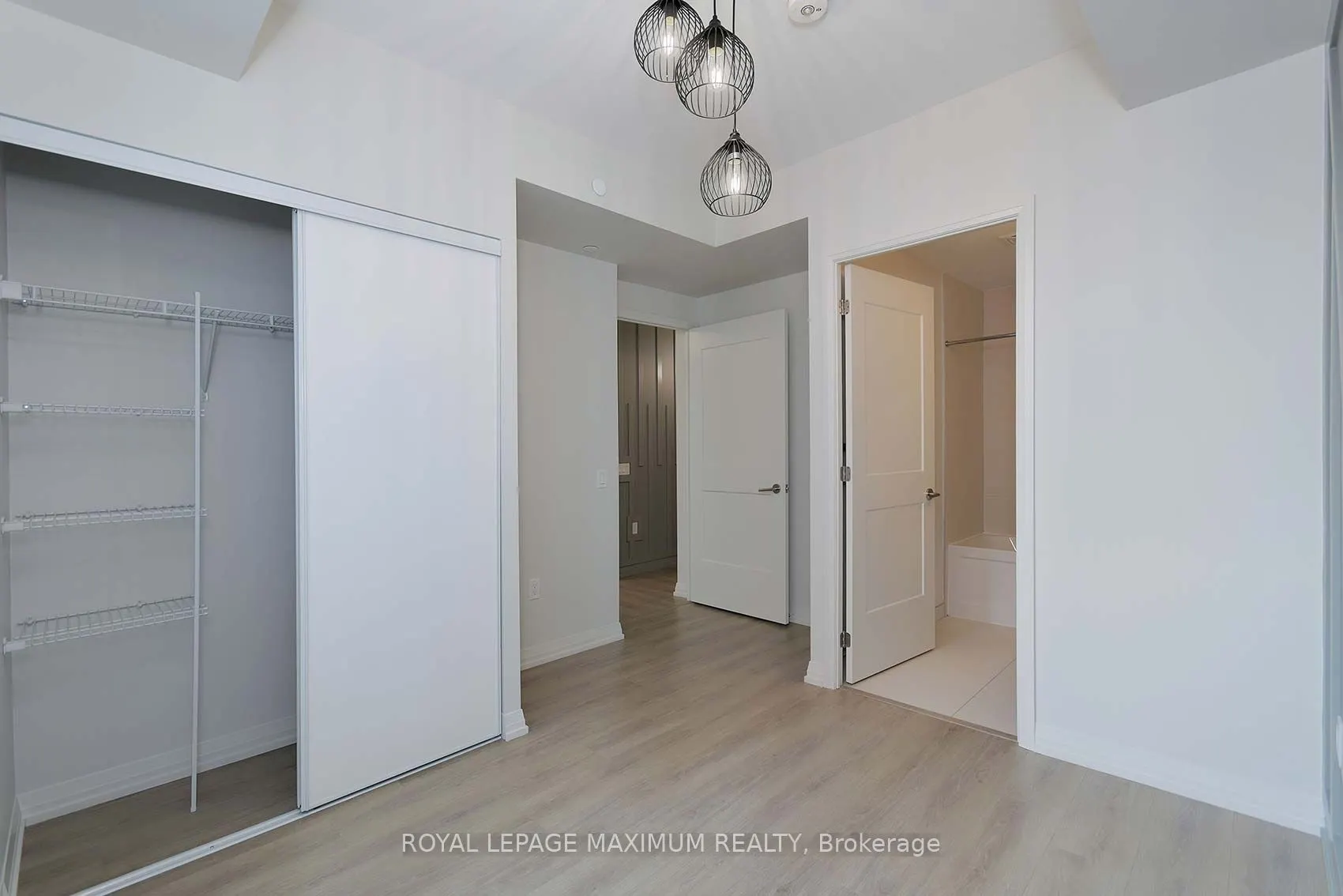 50 Dunfield Avenue, #719