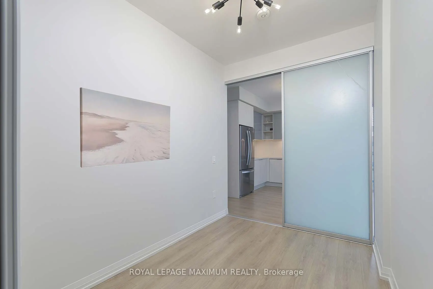 50 Dunfield Avenue, #719