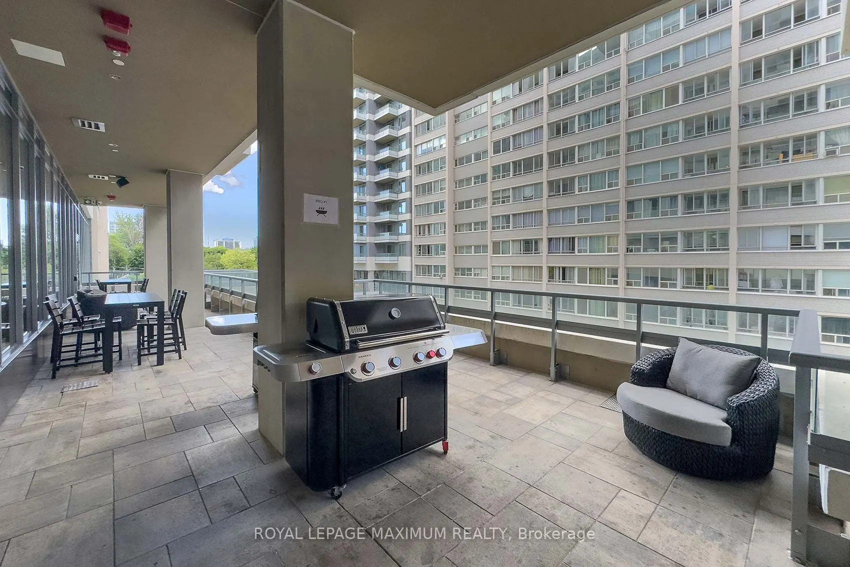 50 Dunfield Avenue, #719