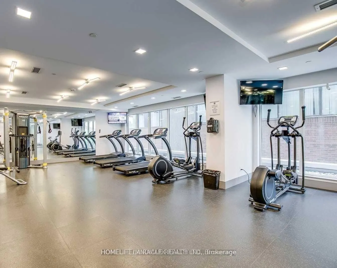 58 Orchard View Boulevard, #708