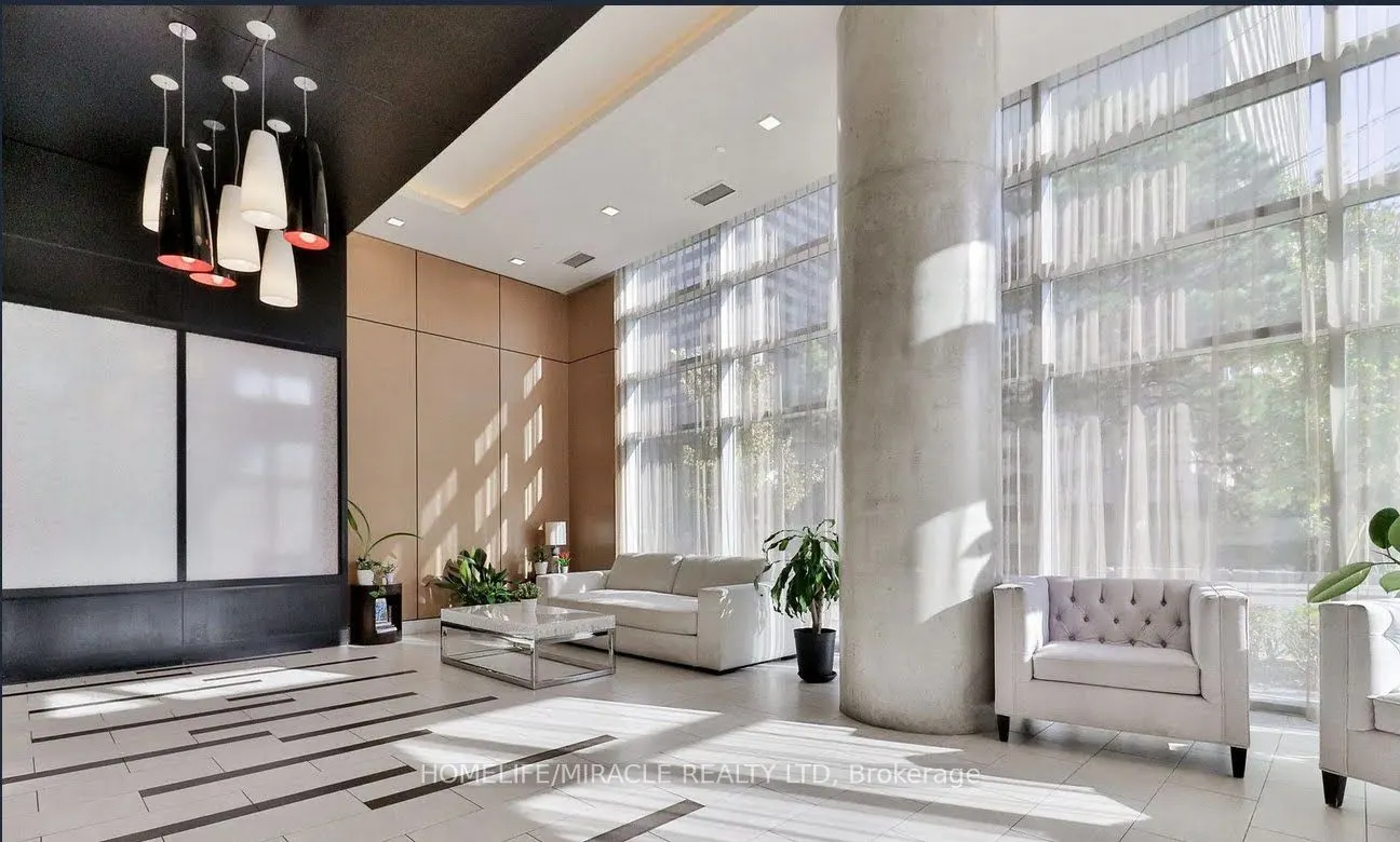 58 Orchard View Boulevard, #708