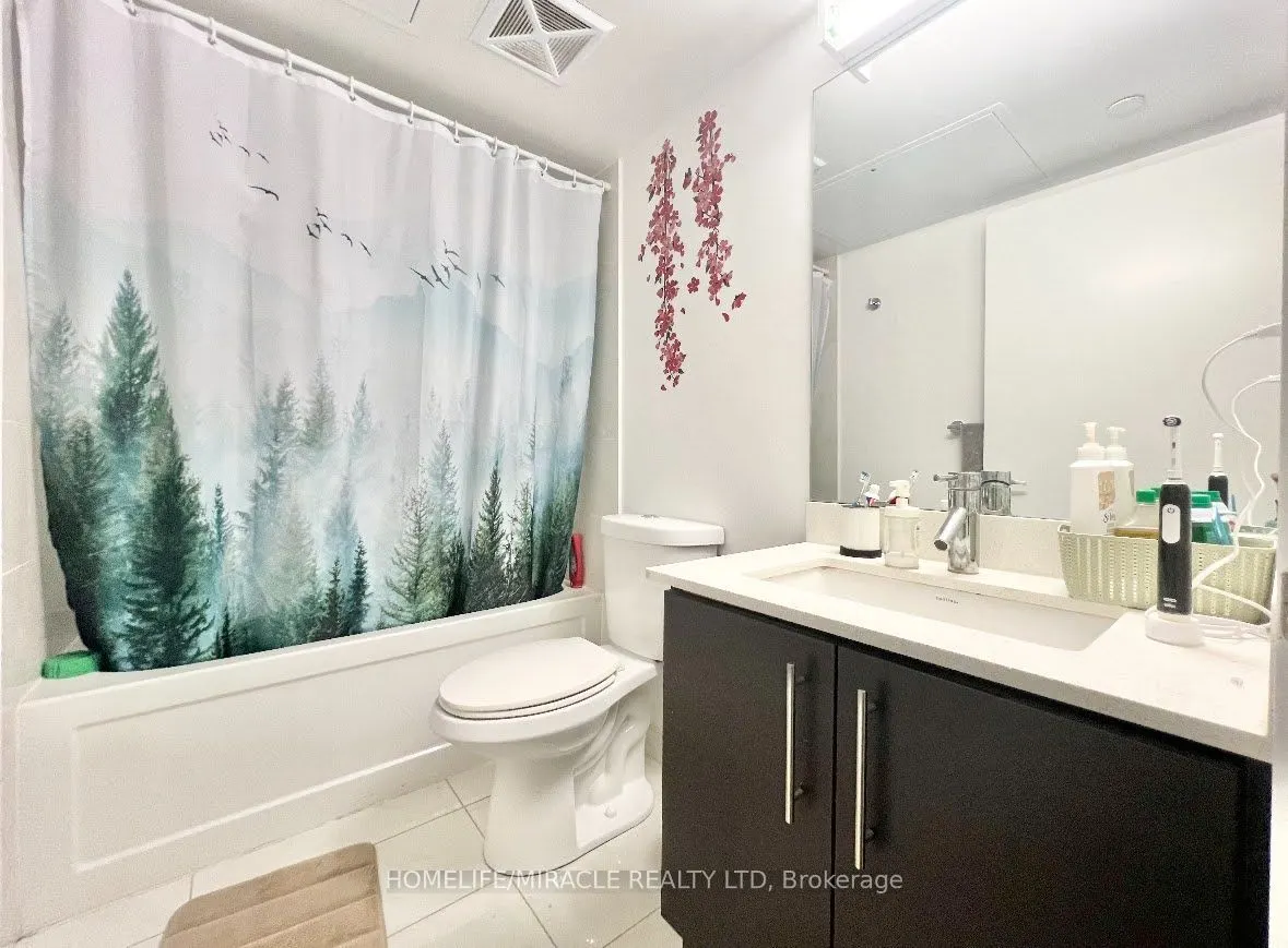 58 Orchard View Boulevard, #708