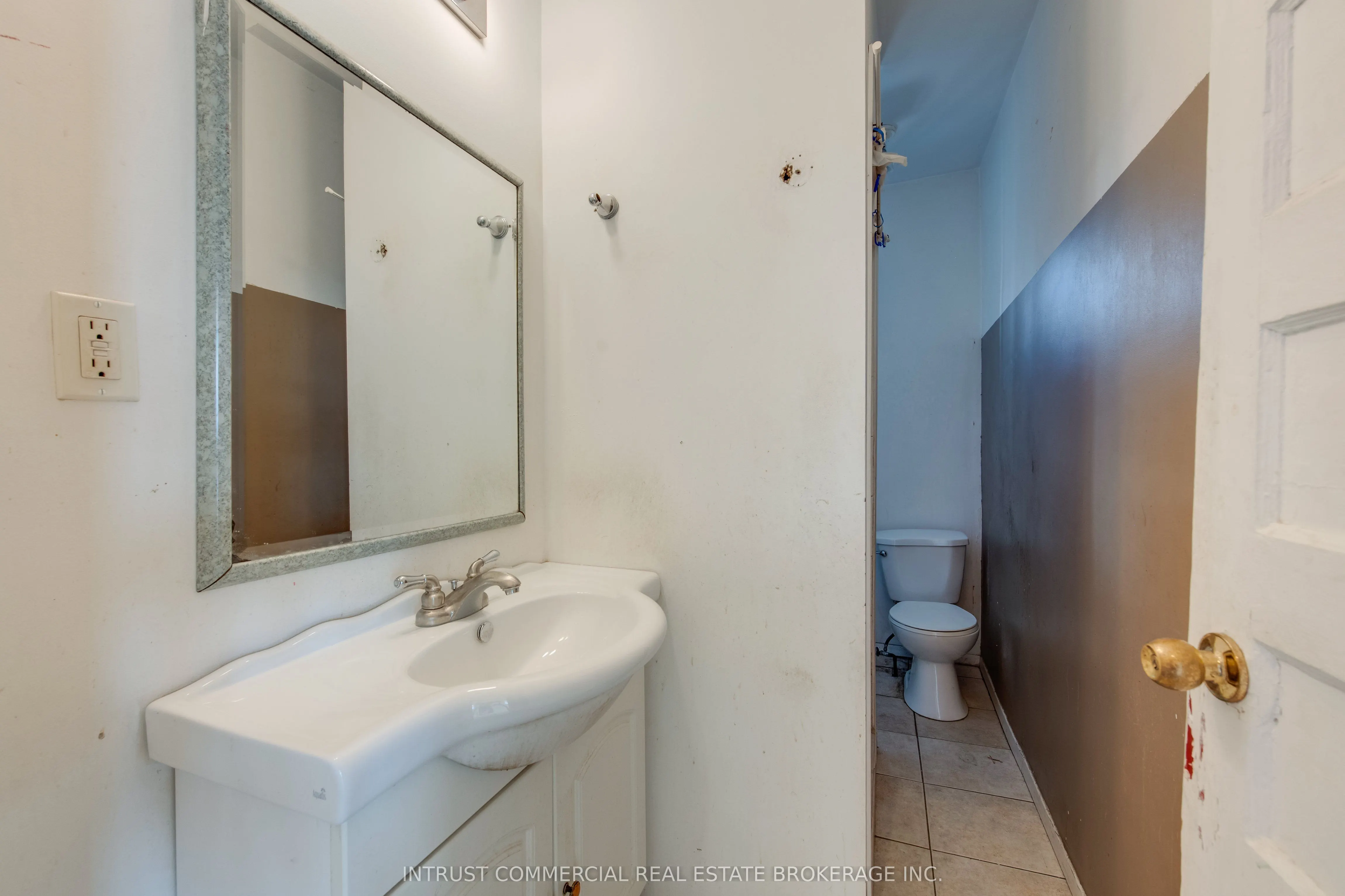 577 Vaughan Road