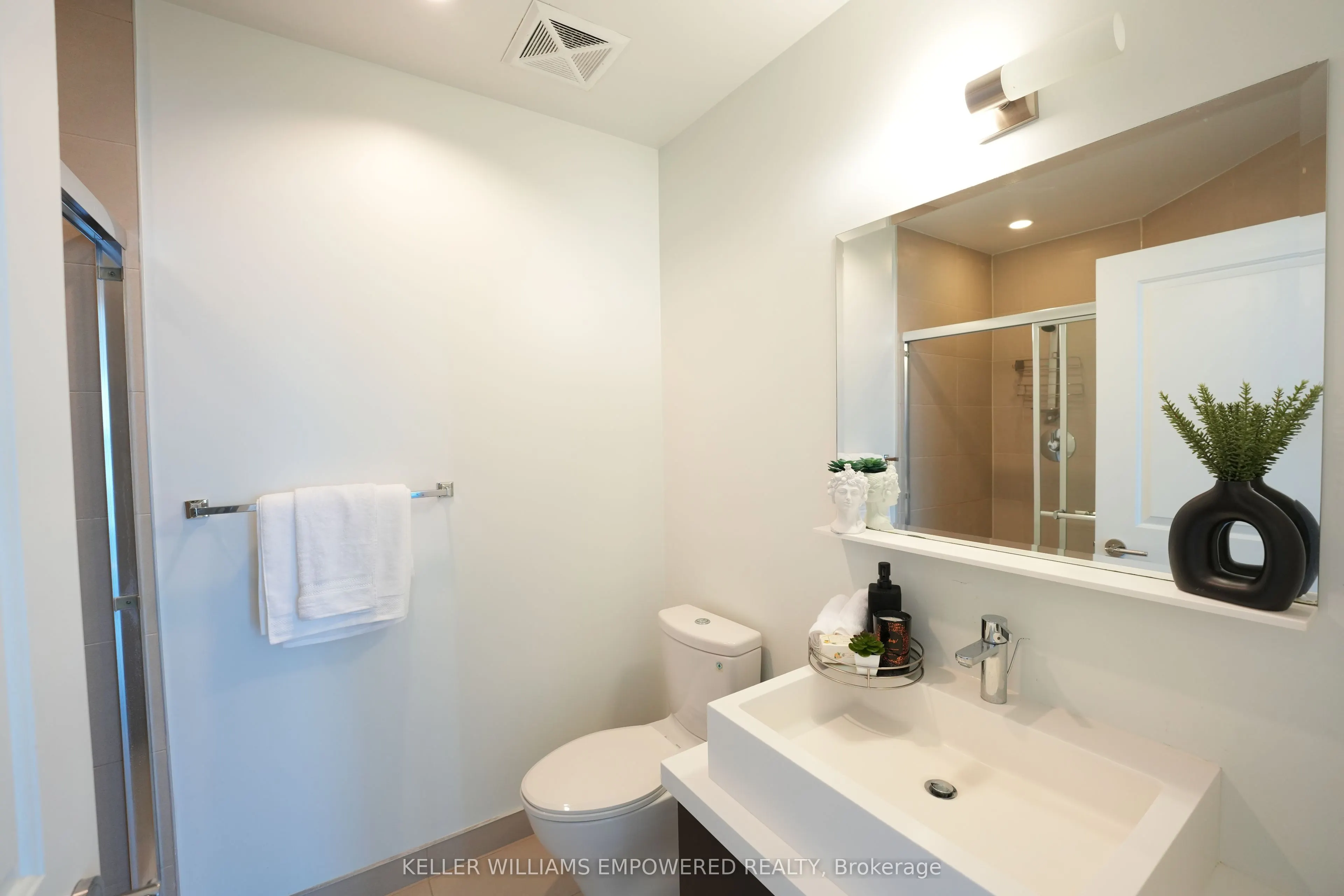 1080 Bay Street, #4508