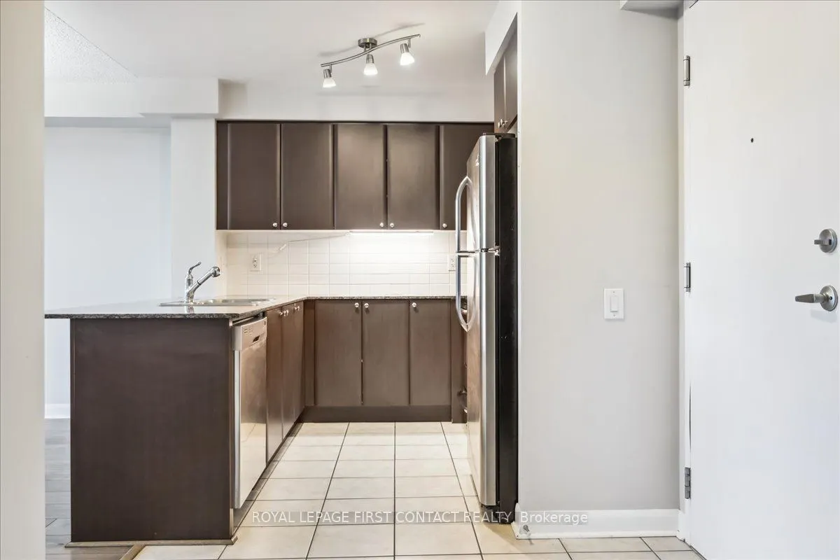 525 Wilson Avenue, #405