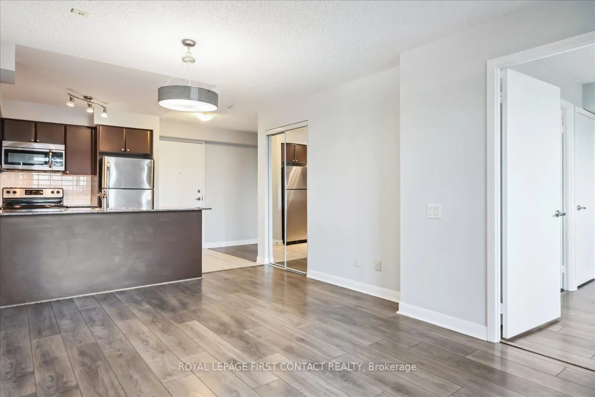 525 Wilson Avenue, #405