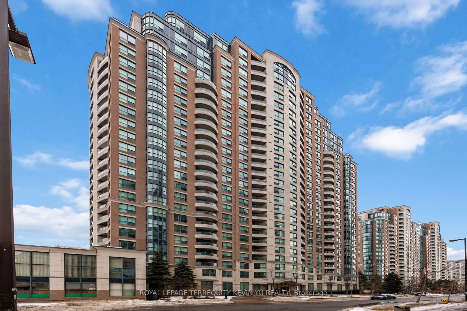 7 Lorraine Drive, #609