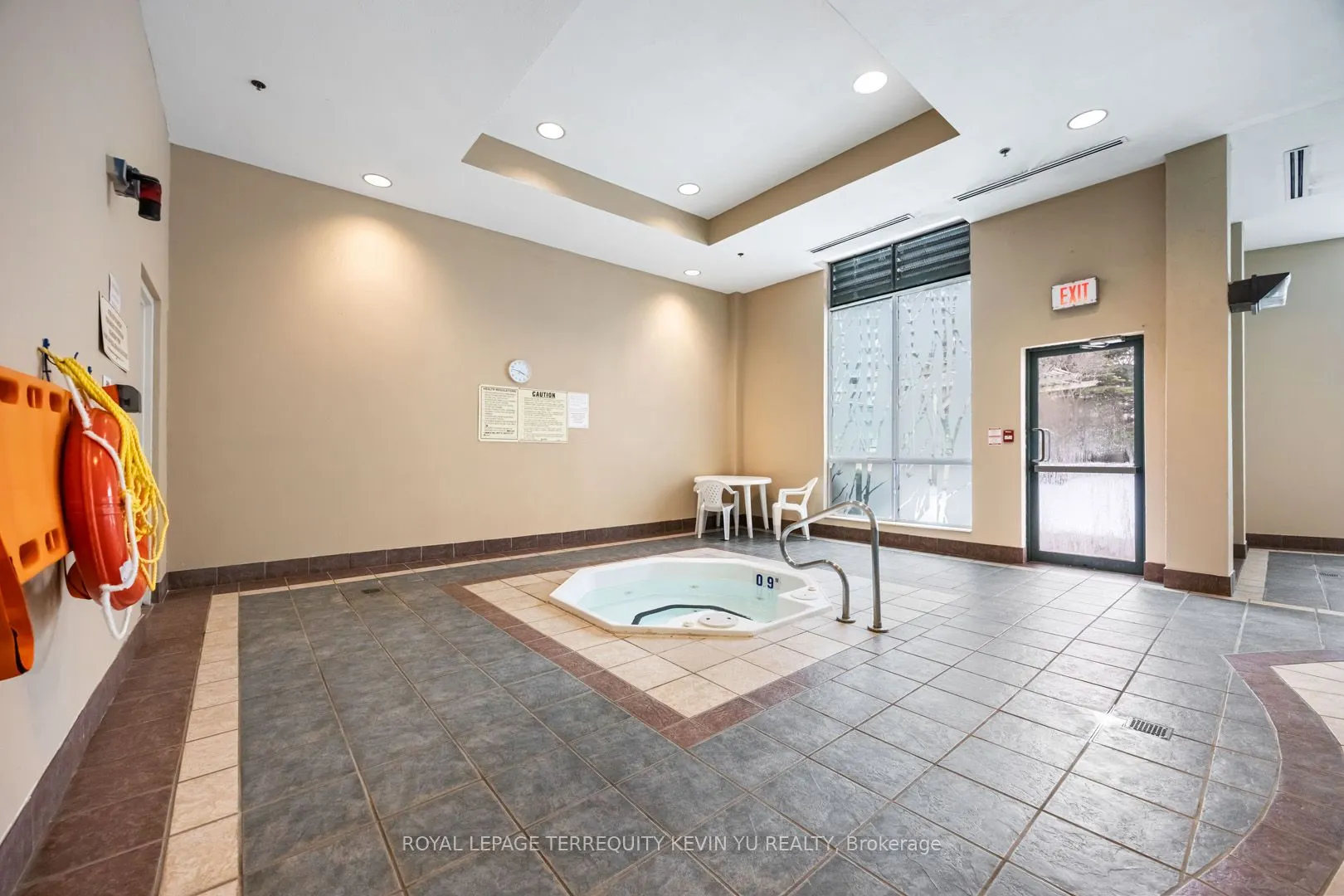 7 Lorraine Drive, #609
