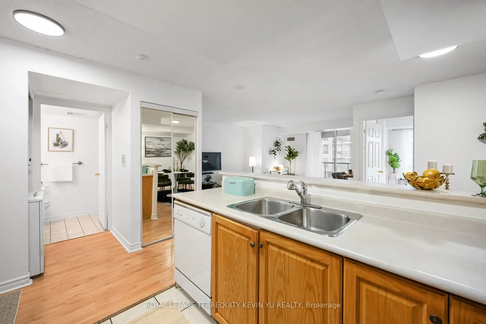 7 Lorraine Drive, #609
