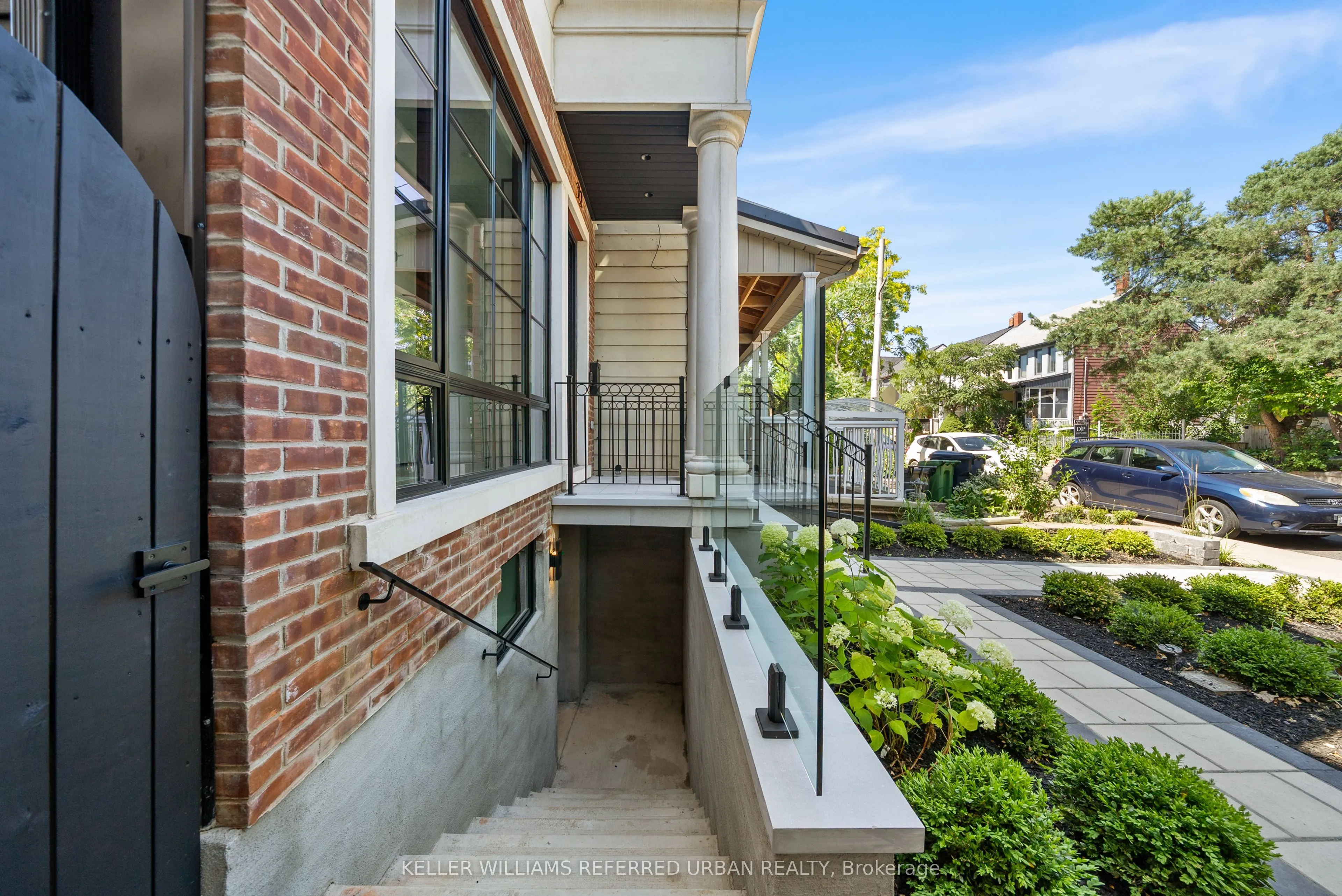 72 Montrose Avenue