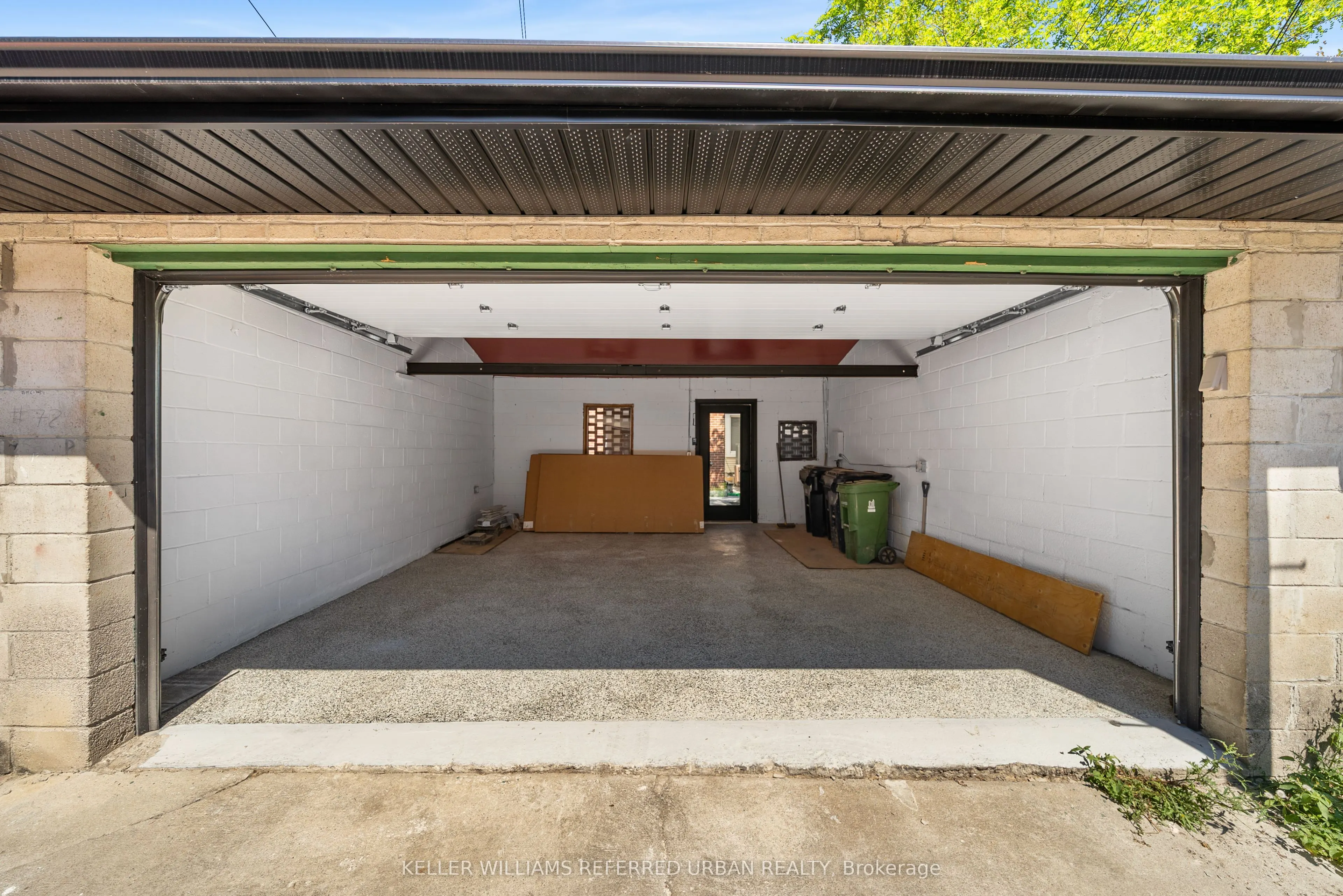 72 Montrose Avenue