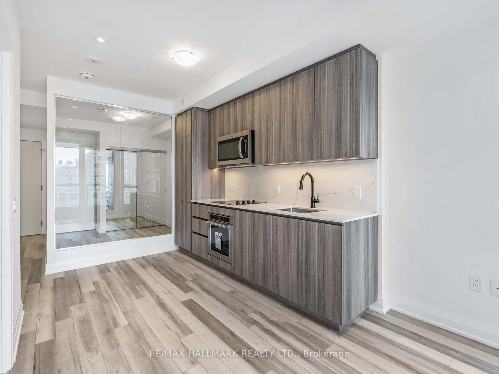 15 Richardson Street, #713