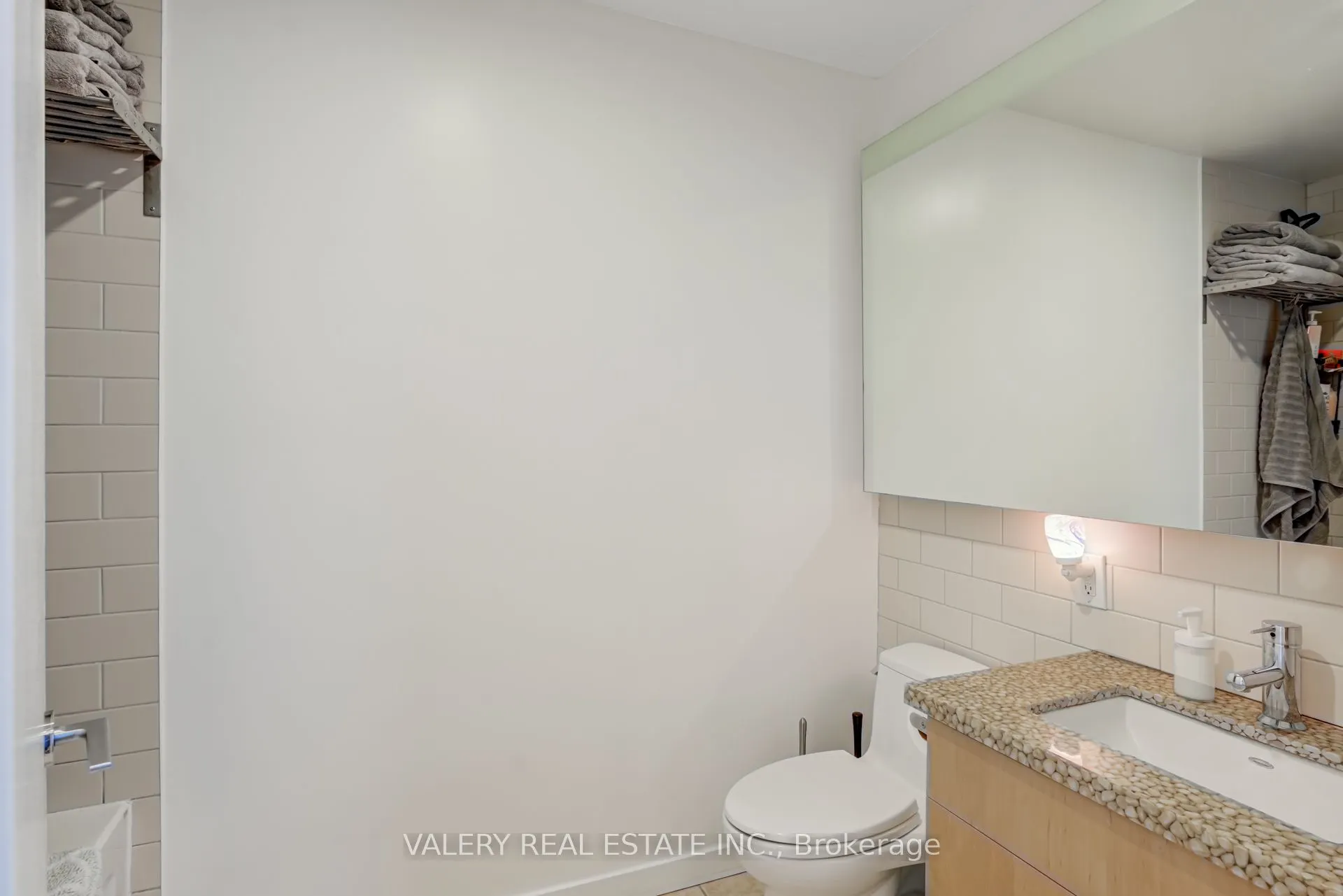1 Shaw Street, #315