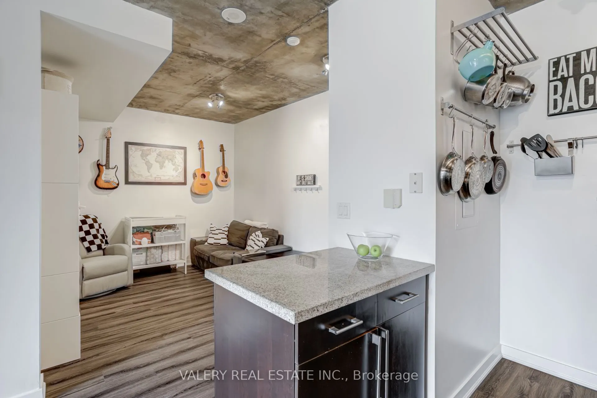 1 Shaw Street, #315