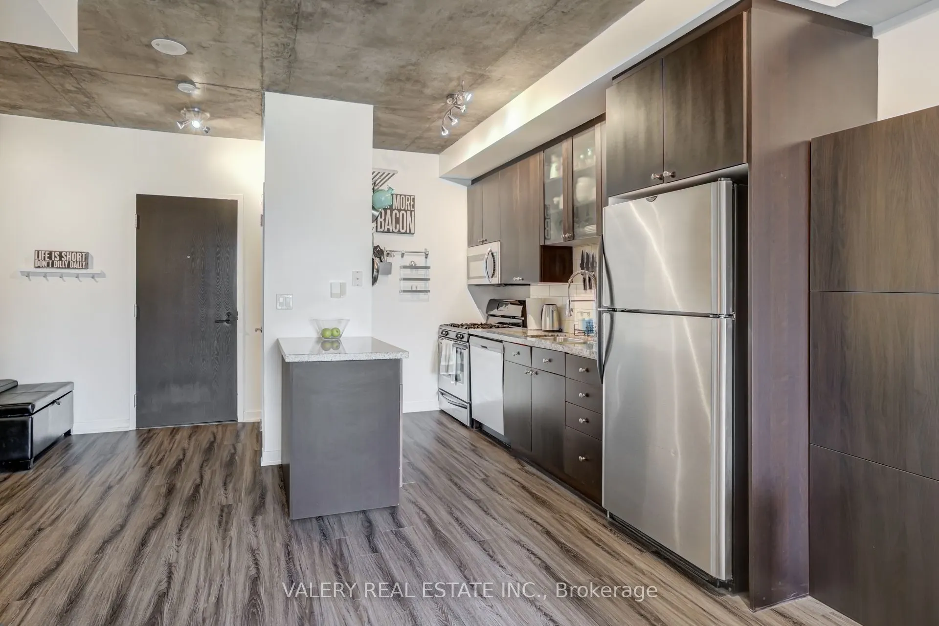 1 Shaw Street, #315