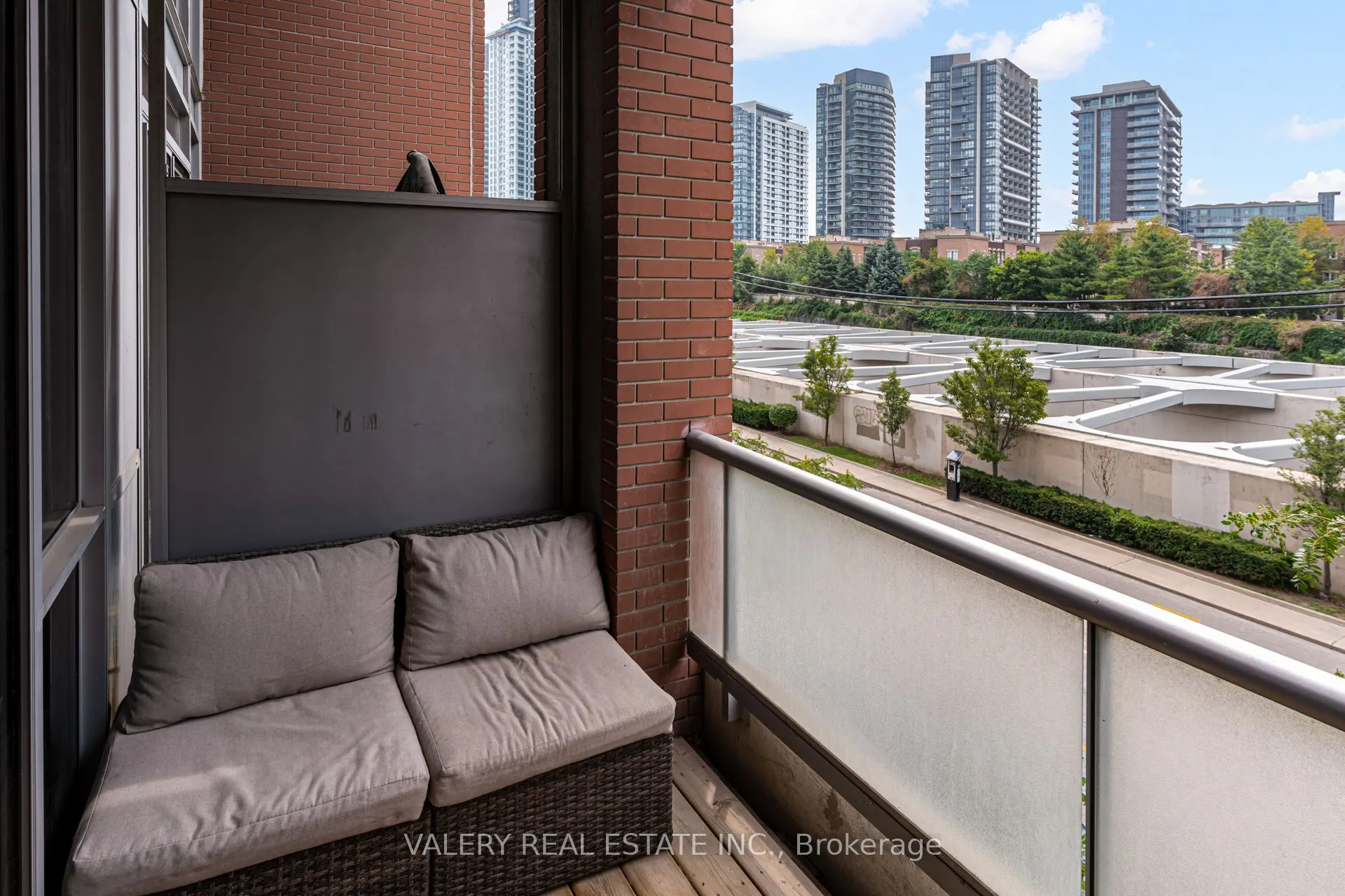 1 Shaw Street, #315