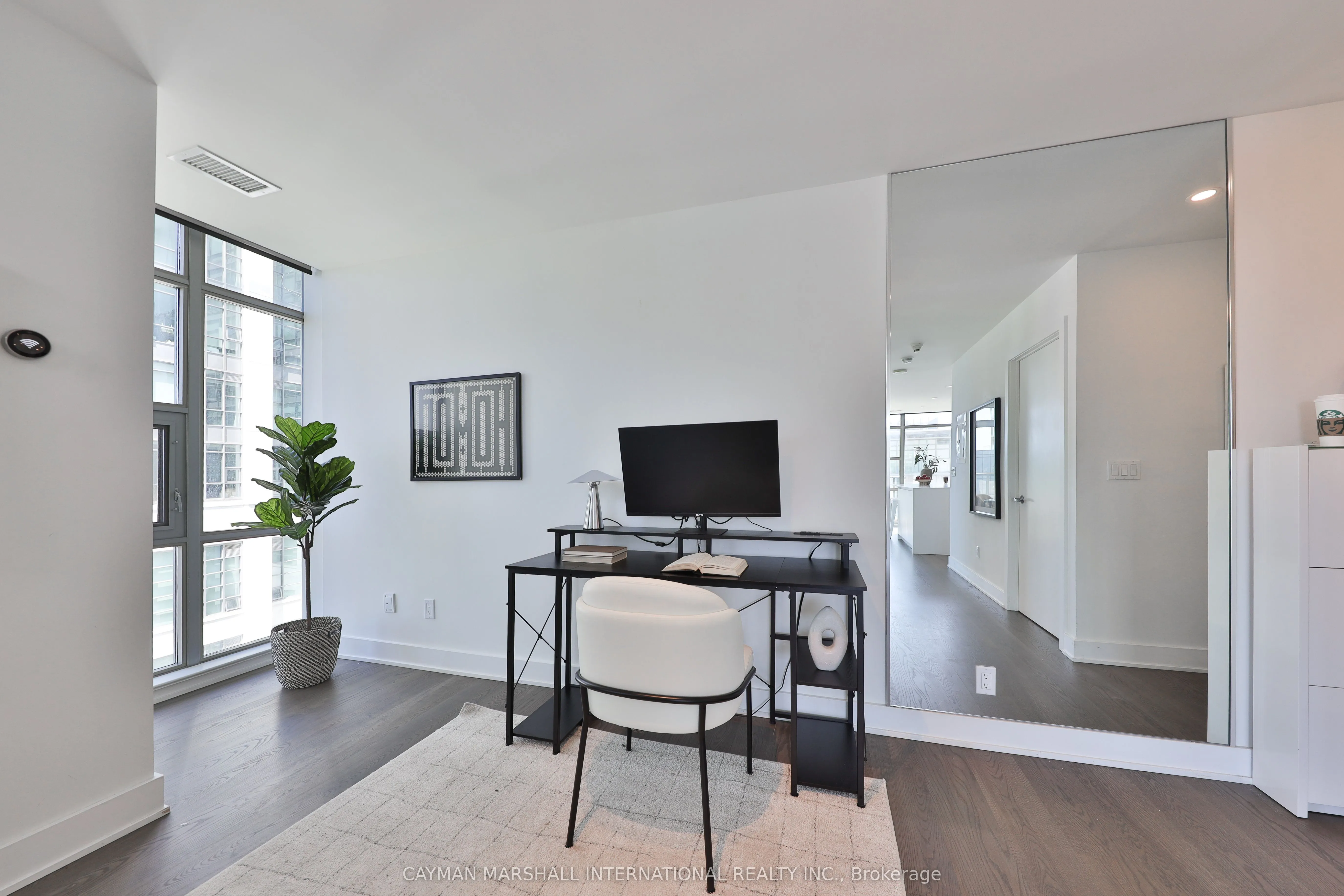 637 Lake Shore Boulevard W, #627