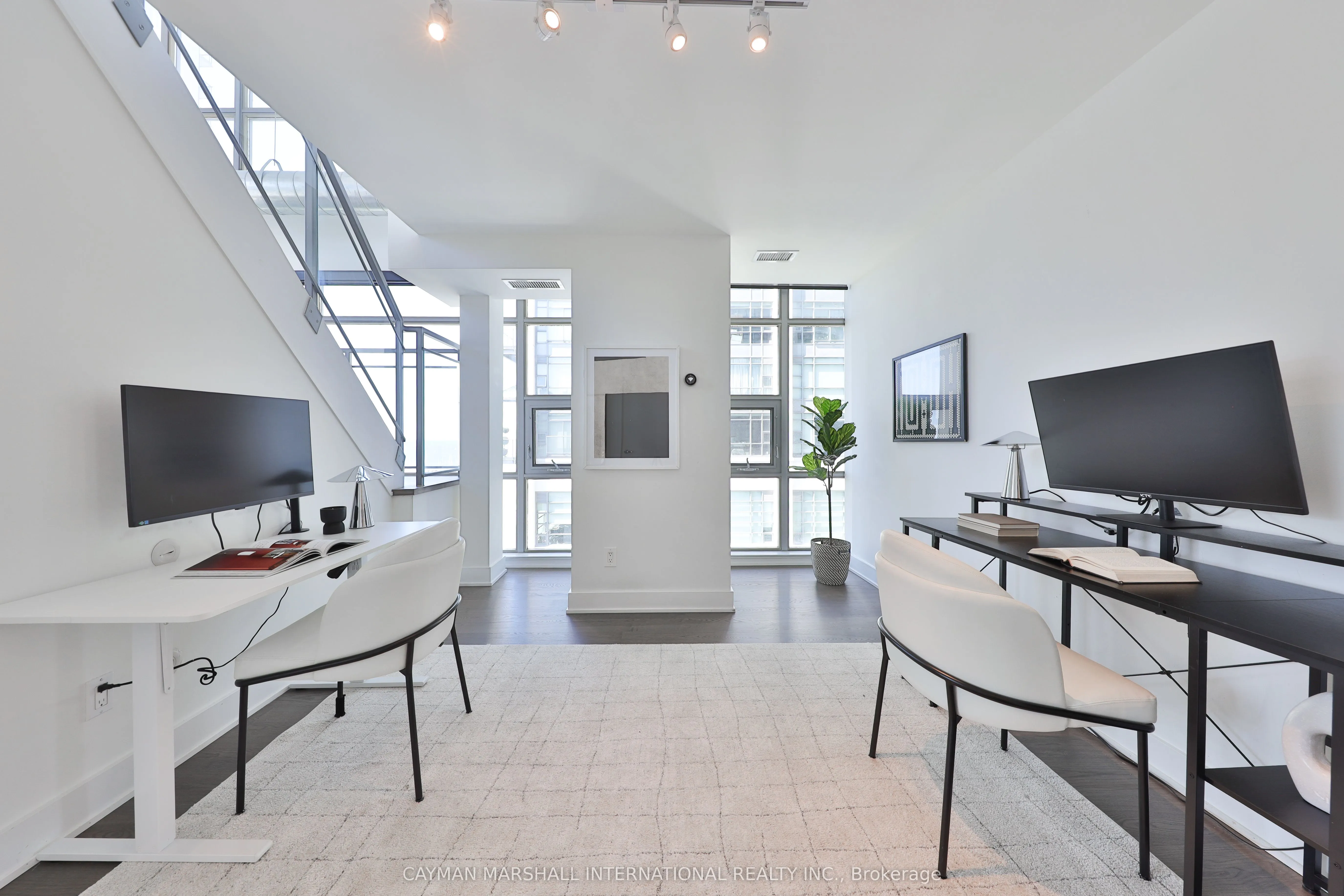 637 Lake Shore Boulevard W, #627