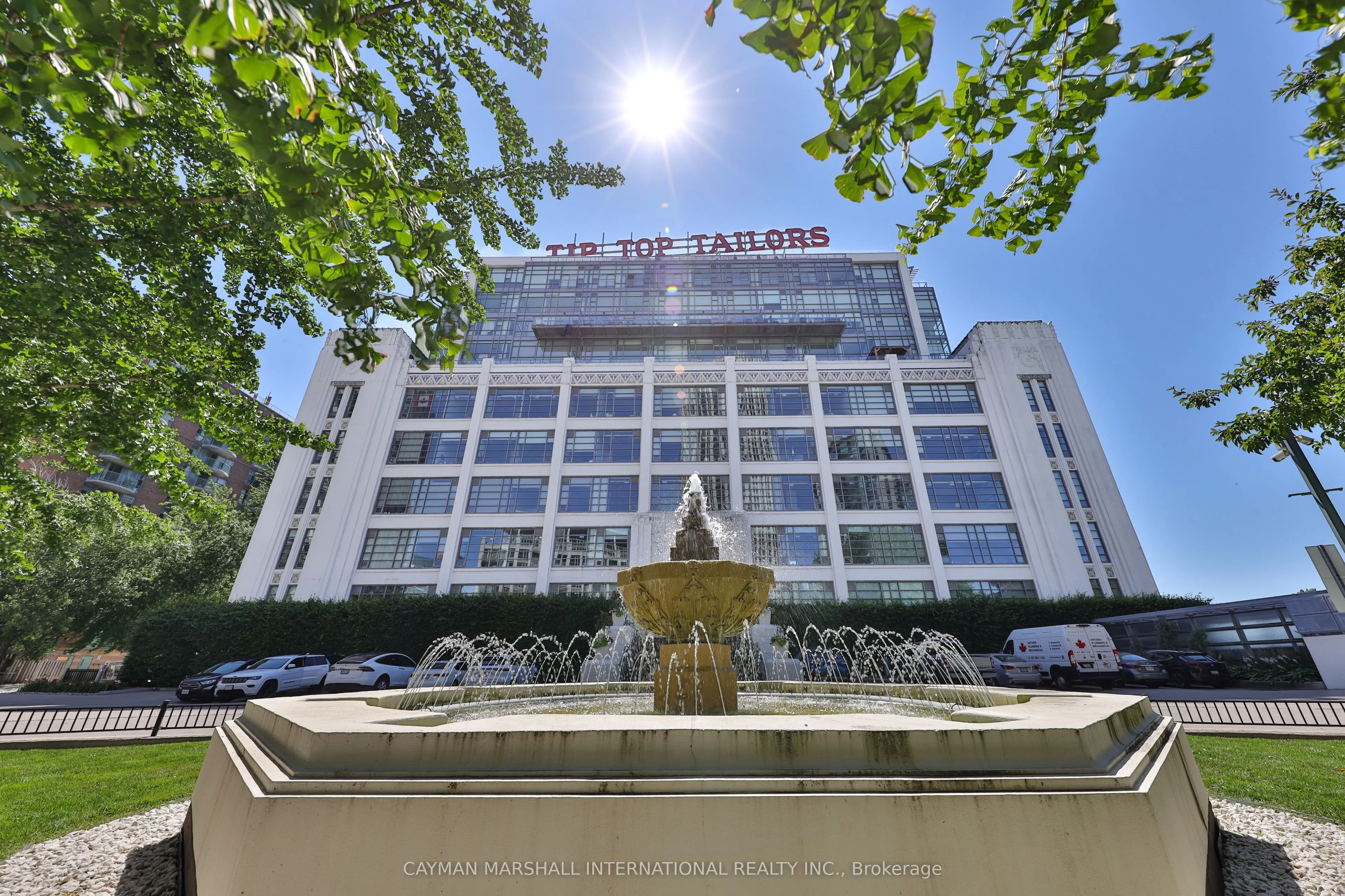 637 Lake Shore Boulevard W, #627