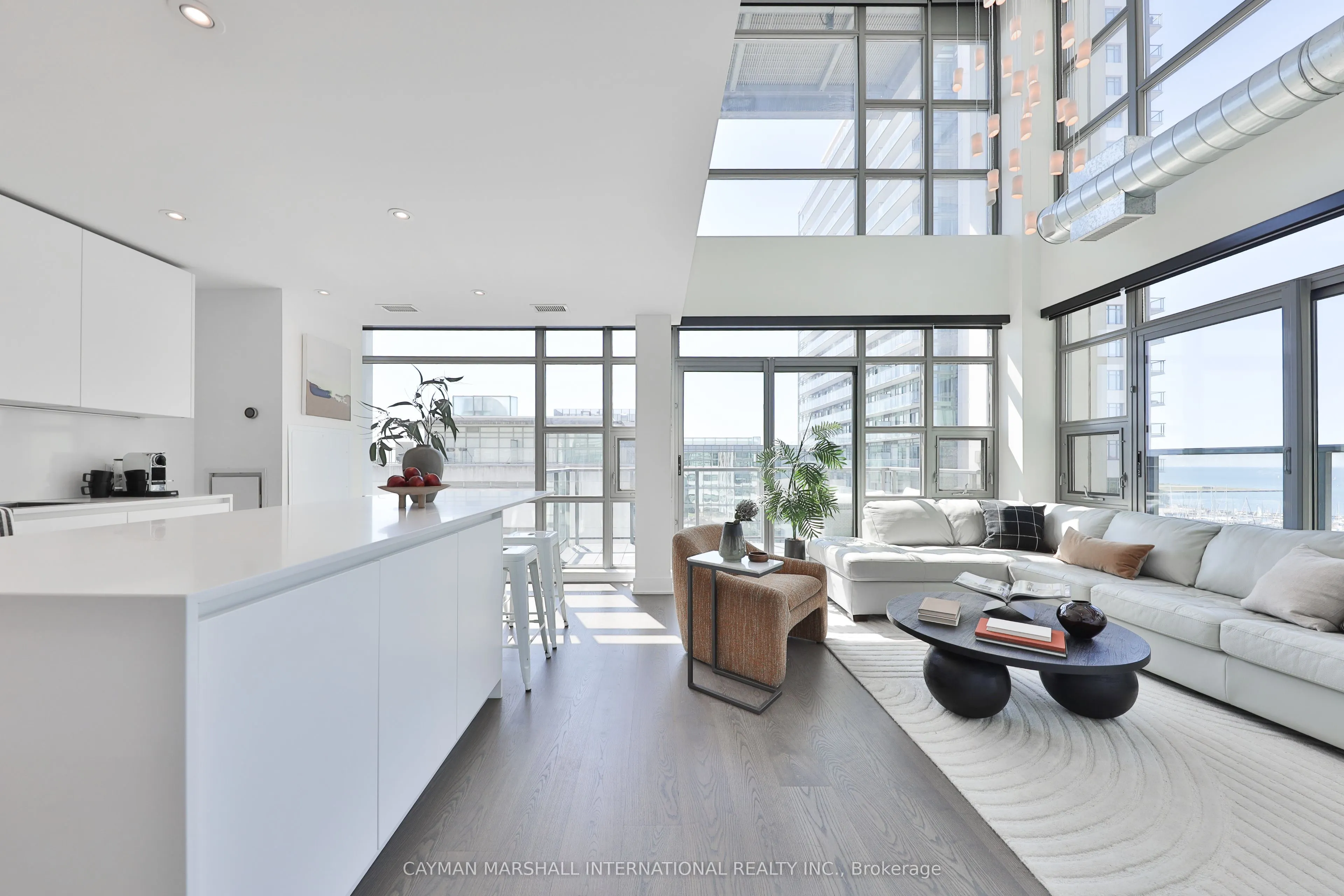 637 Lake Shore Boulevard W, #627