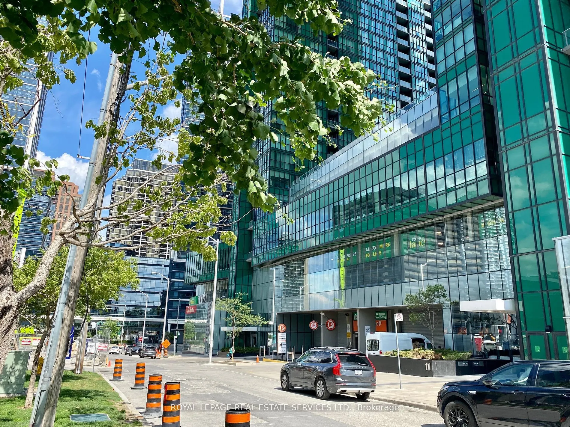 4750 Yonge Street, #144