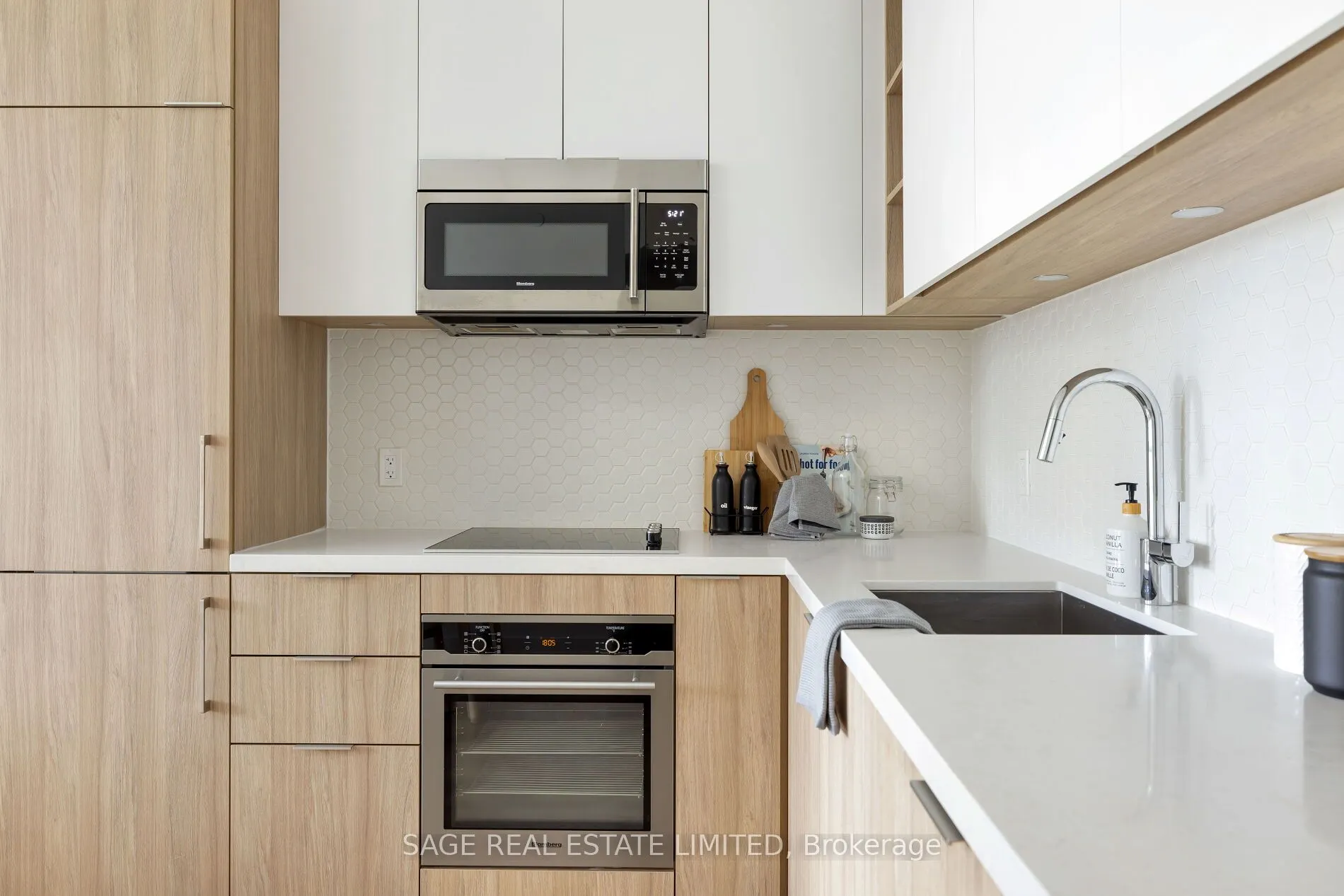 50 Ordnance Street, #1411