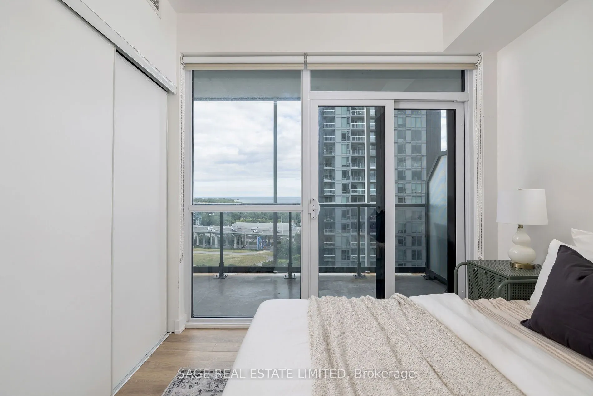 50 Ordnance Street, #1411