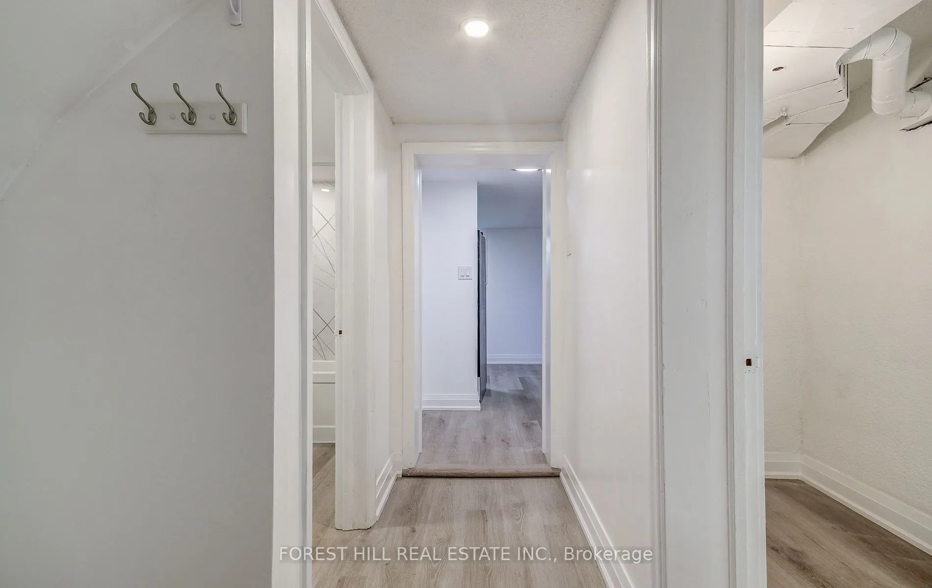 32 Laurelcrest Avenue, #Lower
