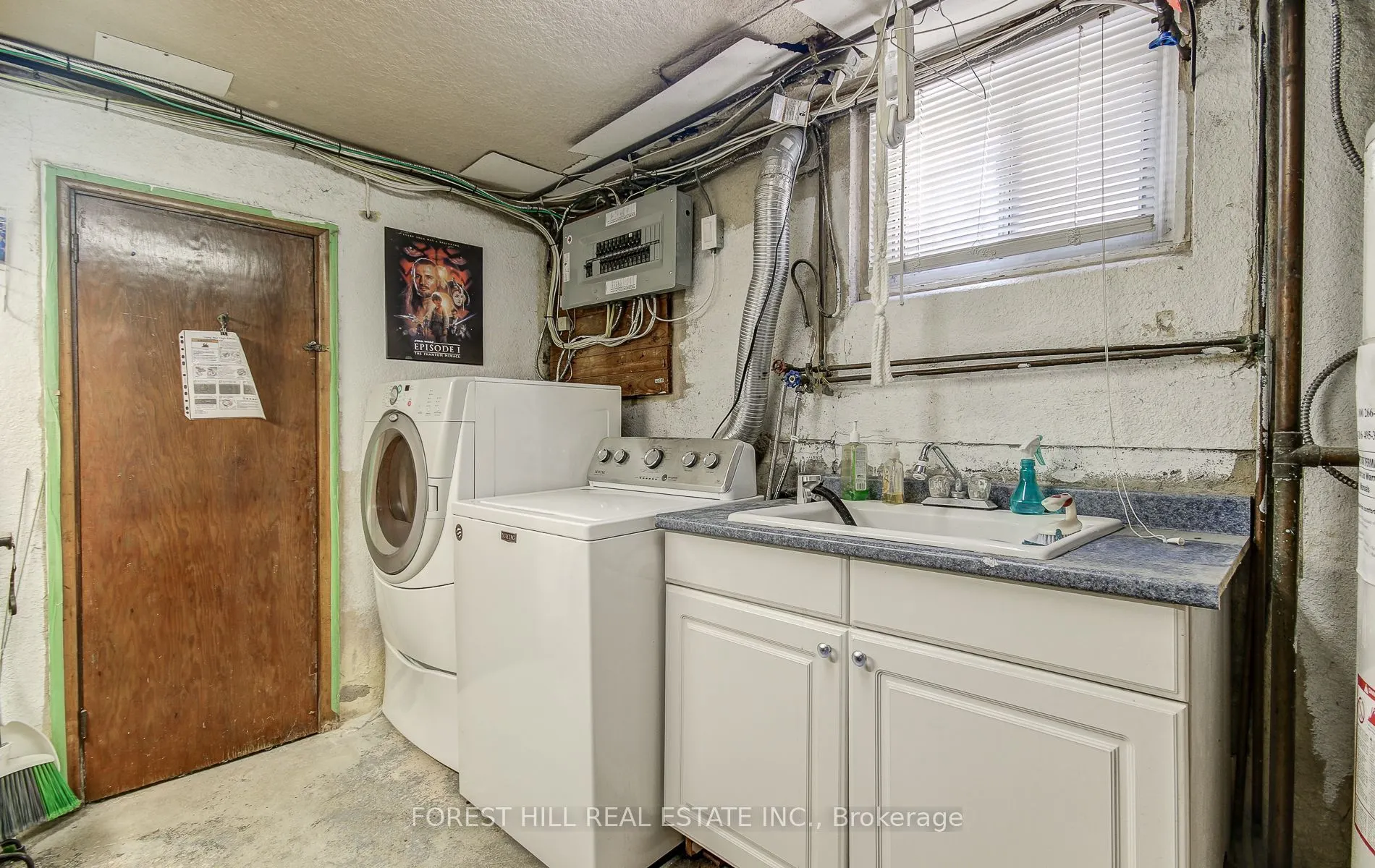 32 Laurelcrest Avenue, #Lower