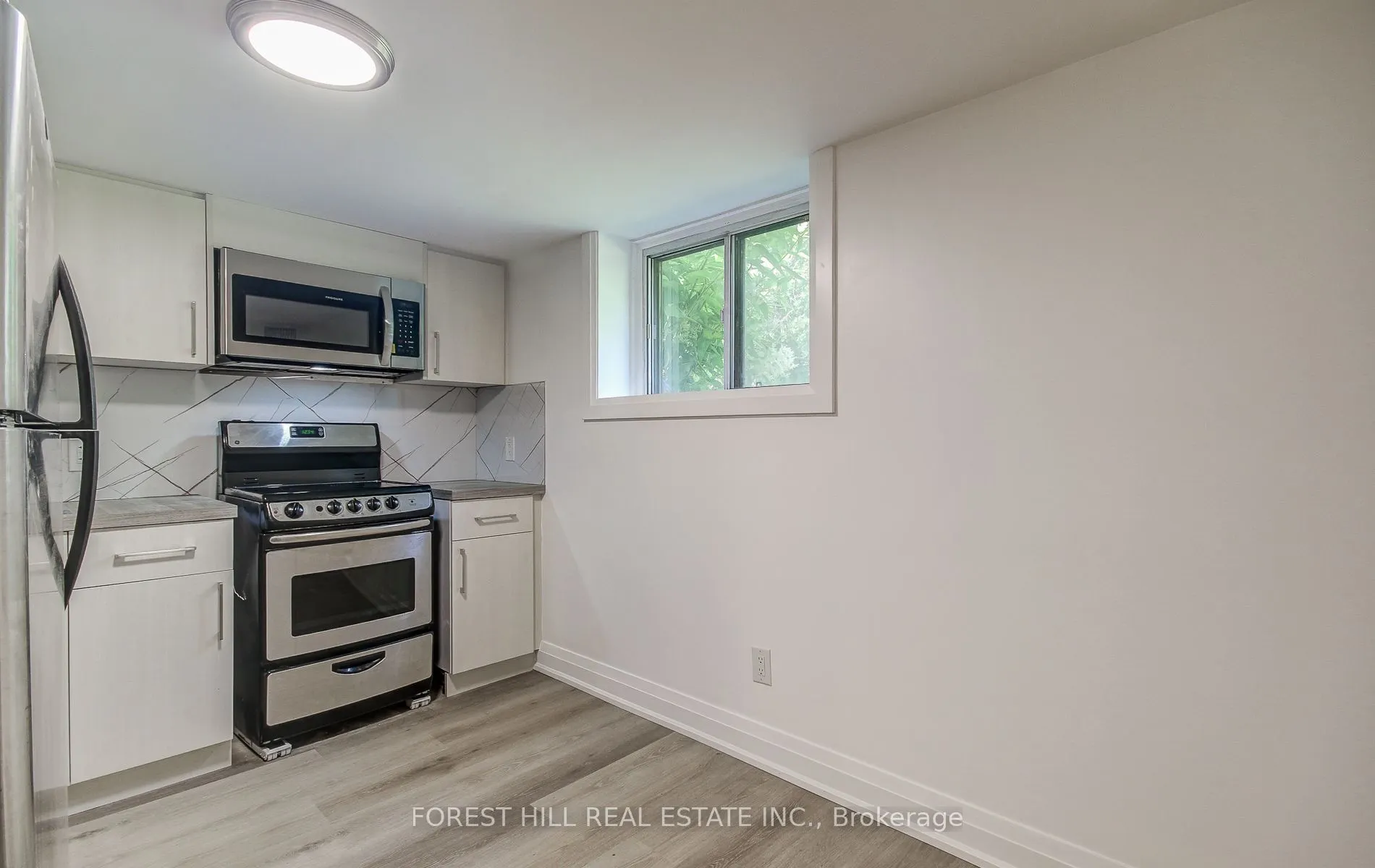 32 Laurelcrest Avenue, #Lower
