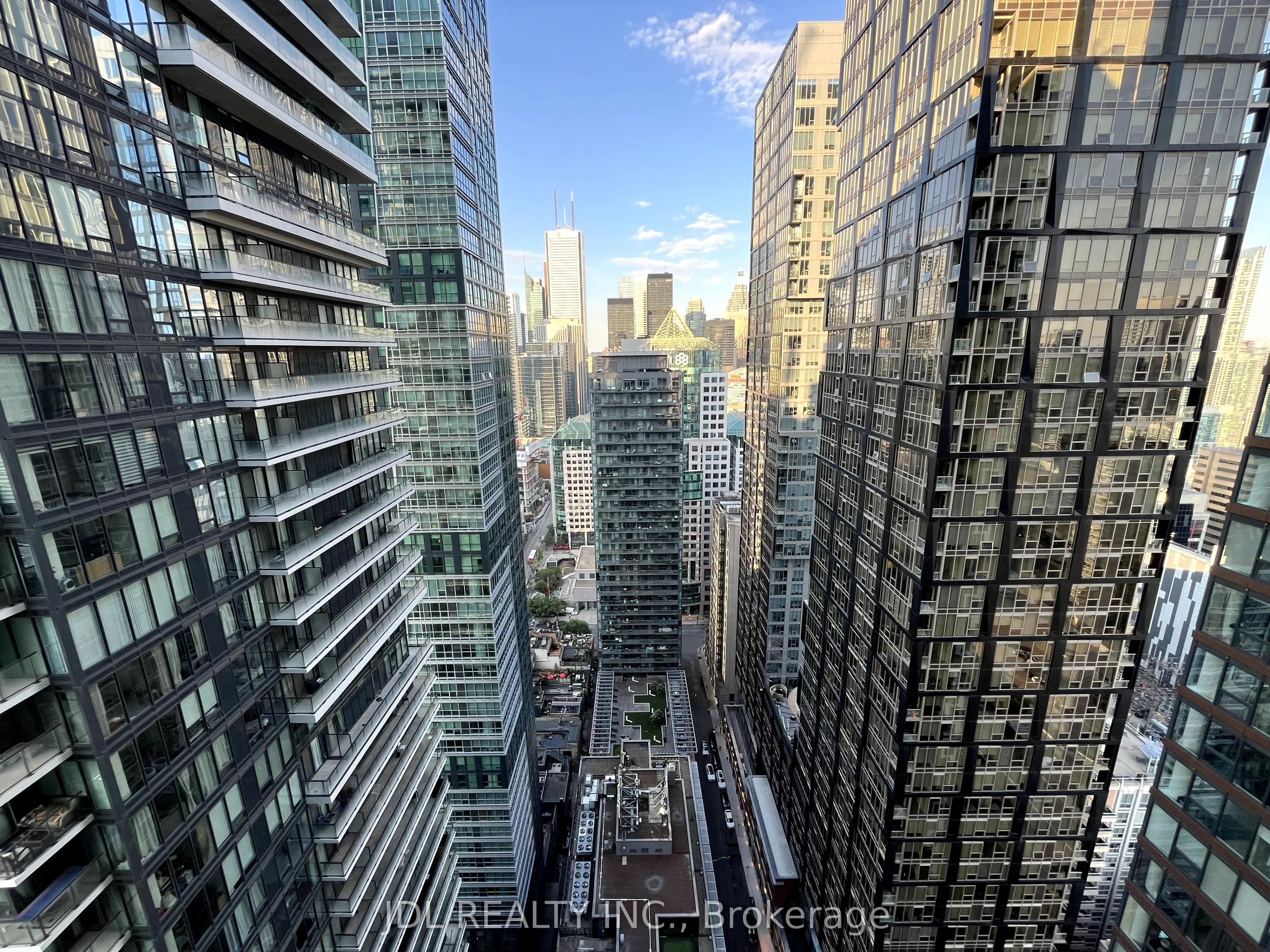 115 Blue Jays Way, #4101
