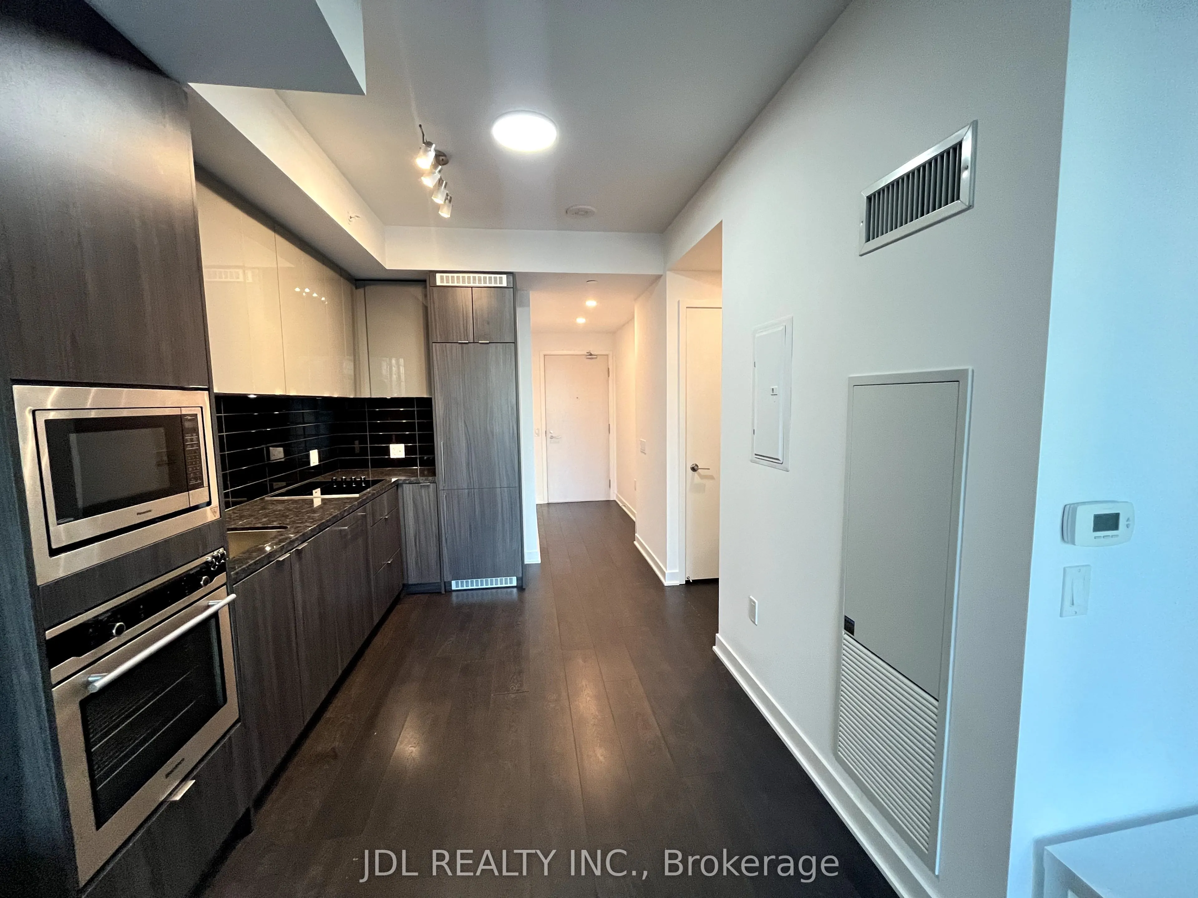 115 Blue Jays Way, #4101