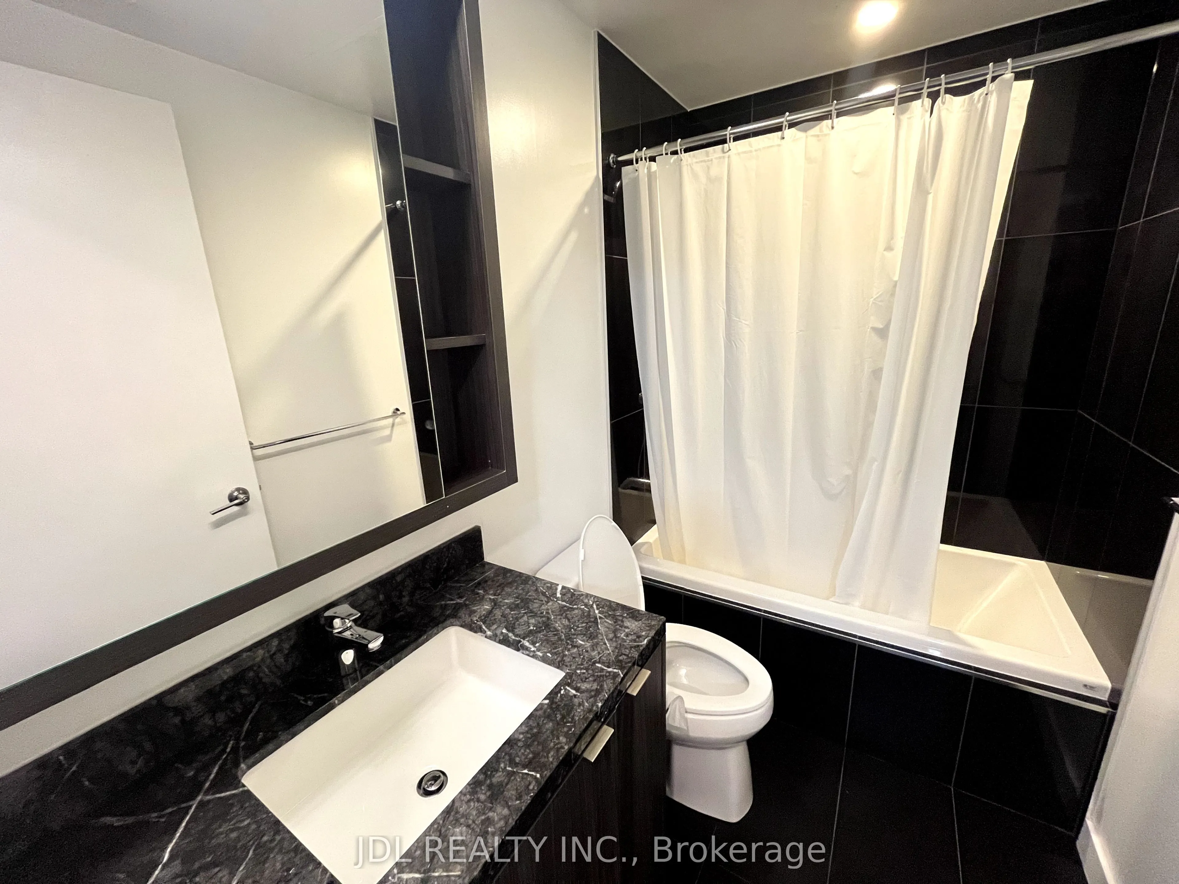 115 Blue Jays Way, #4101