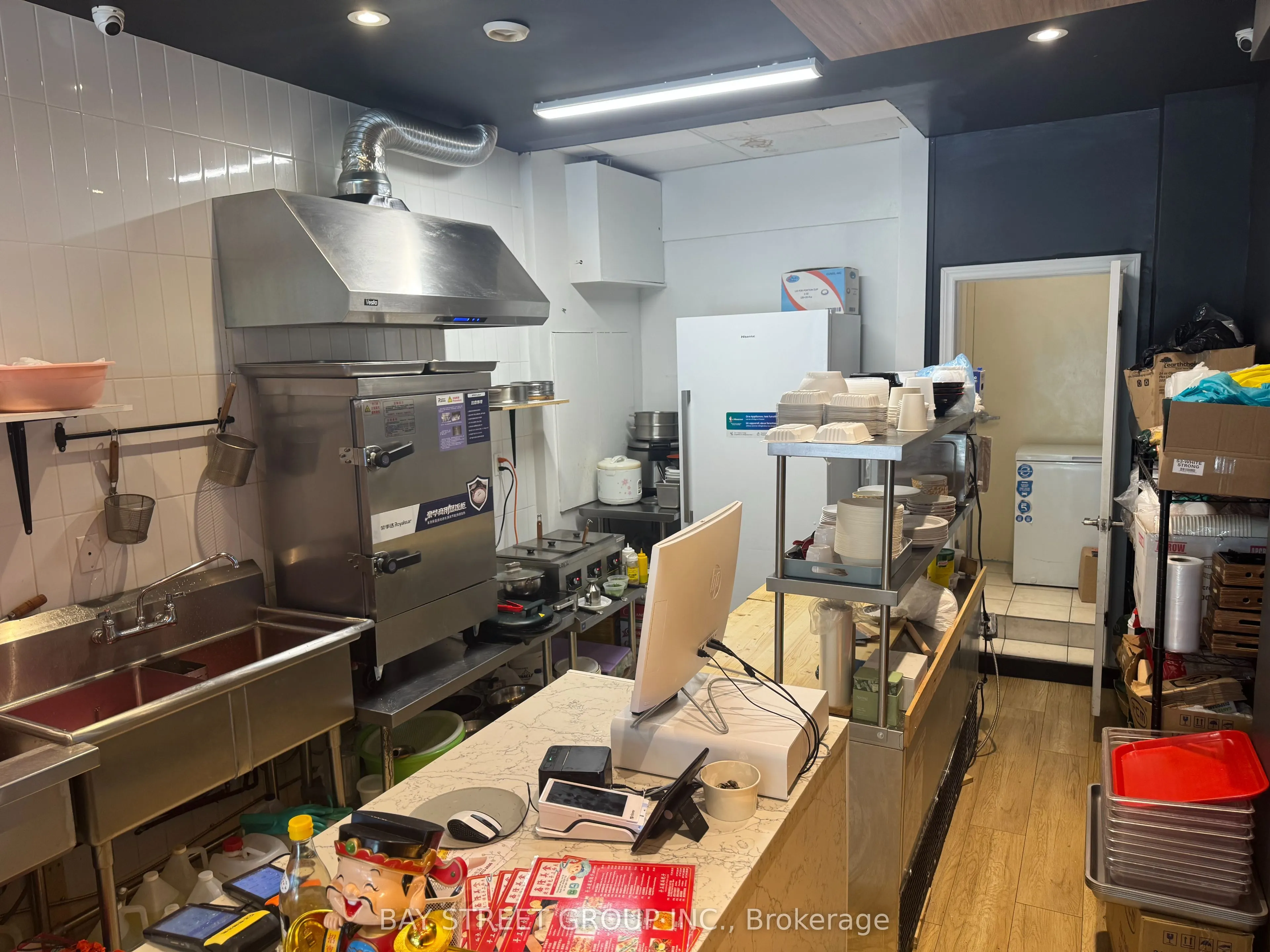 15 Northtown Way, #30