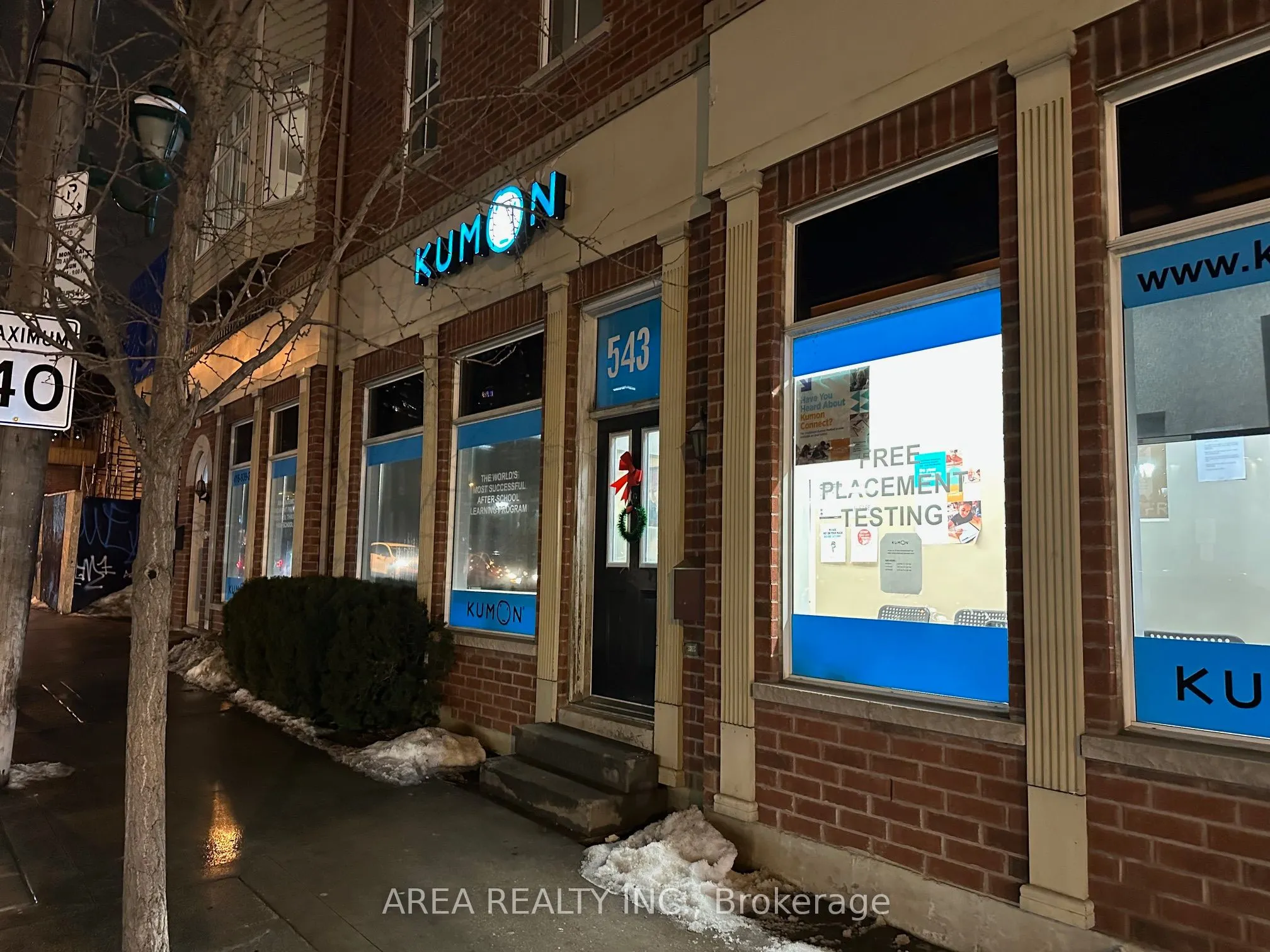 543 Parliament St Street W