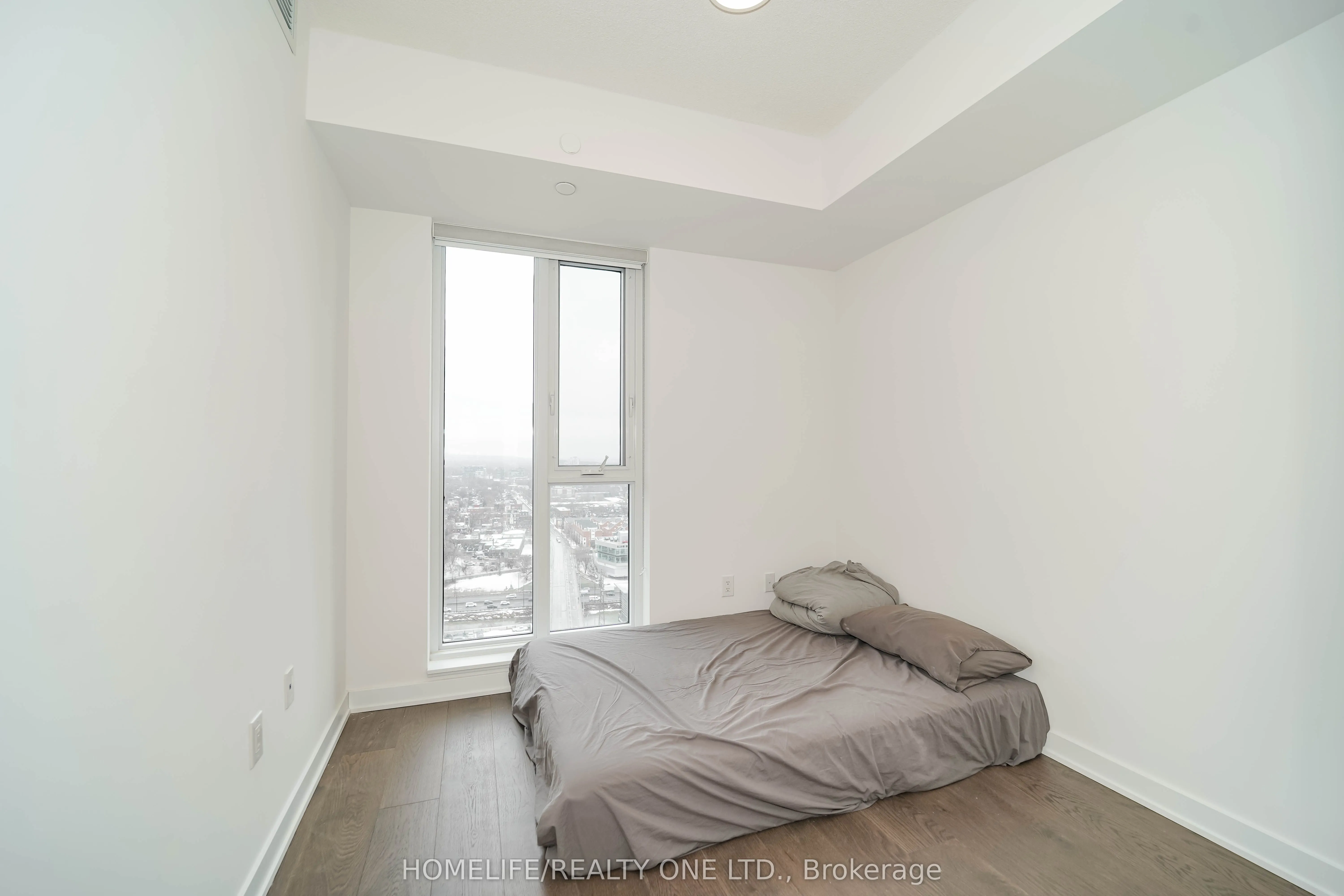 130 River Street, #2002