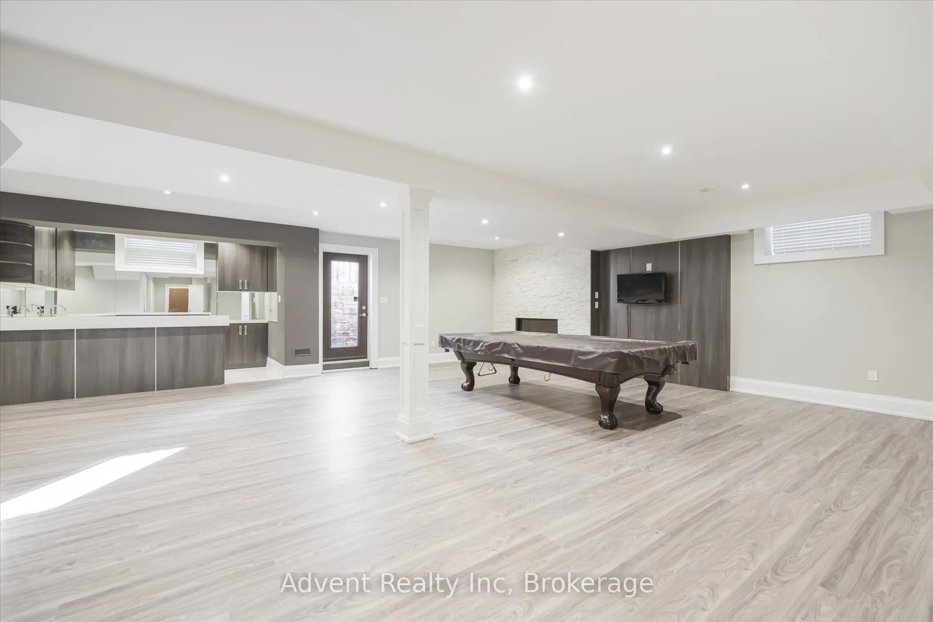 141 Connaught Avenue