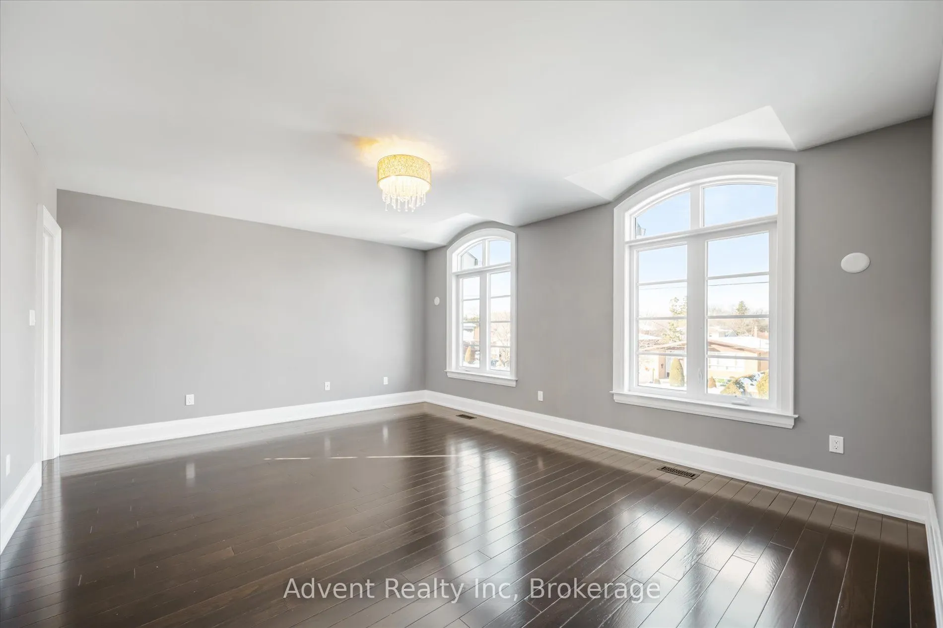 141 Connaught Avenue