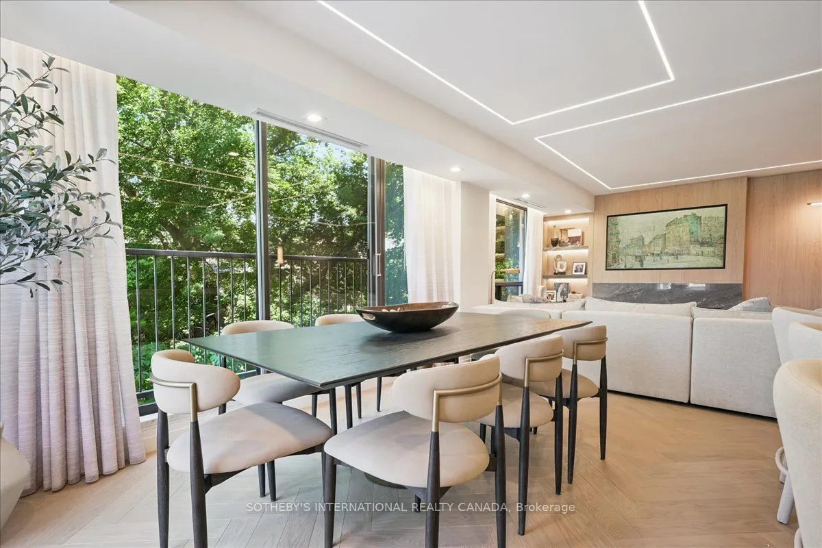 449 Walmer Road, #301