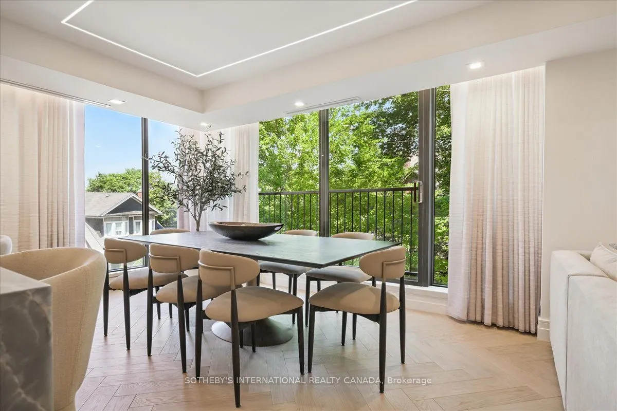 449 Walmer Road, #301