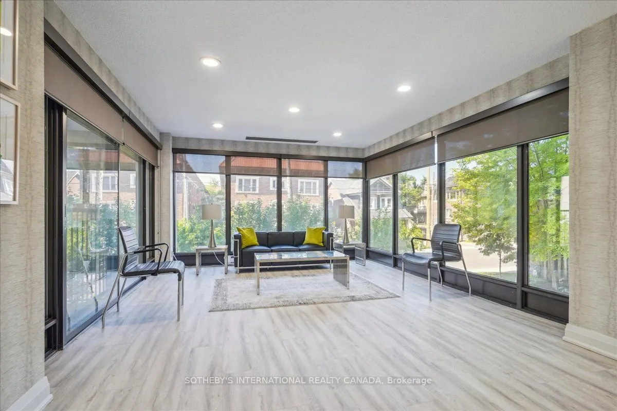 449 Walmer Road, #301